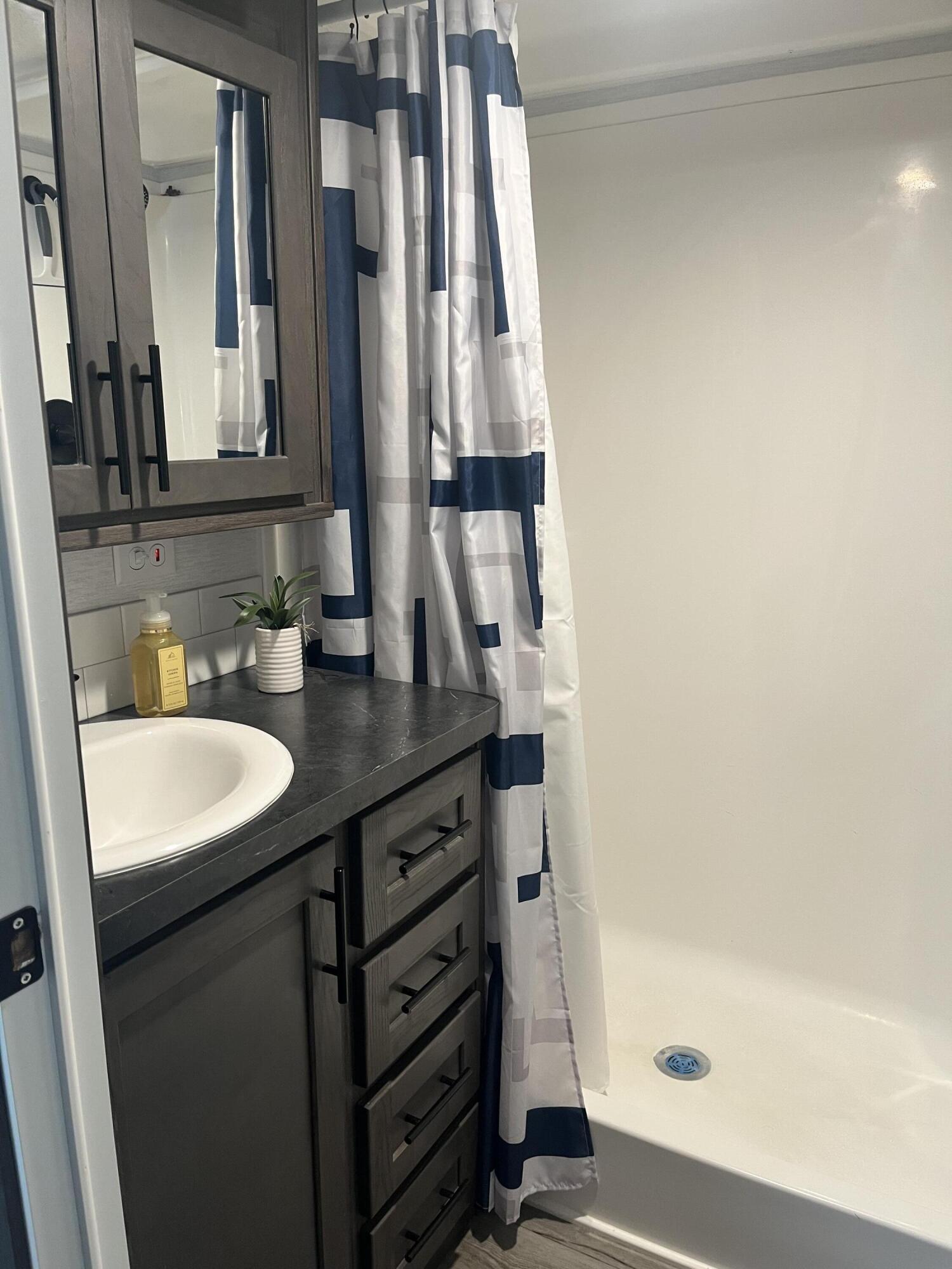 11377 Township Road 266, Lakeview, Ohio 43331