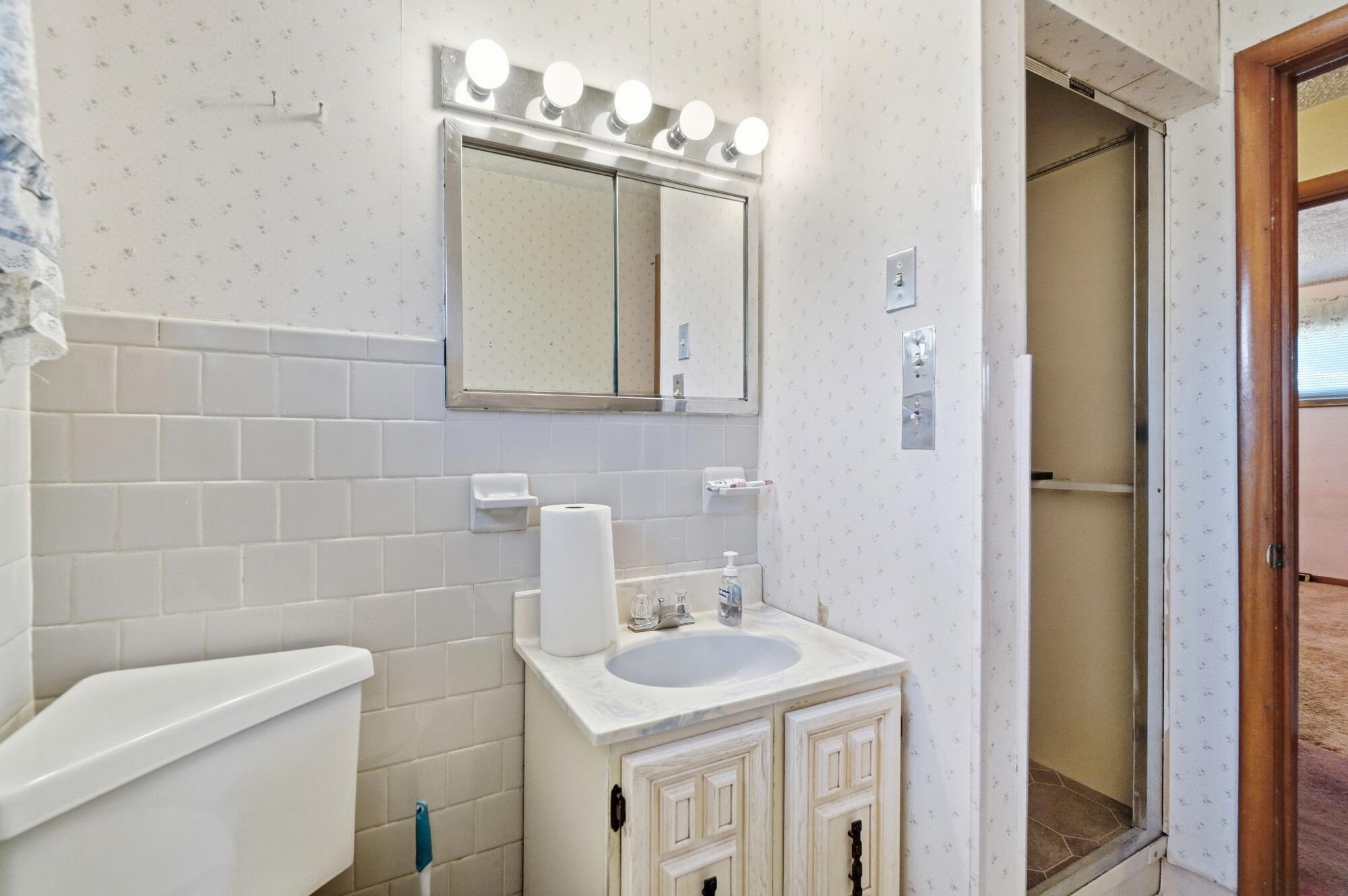 2560 Casey, Springfield, Ohio 45503