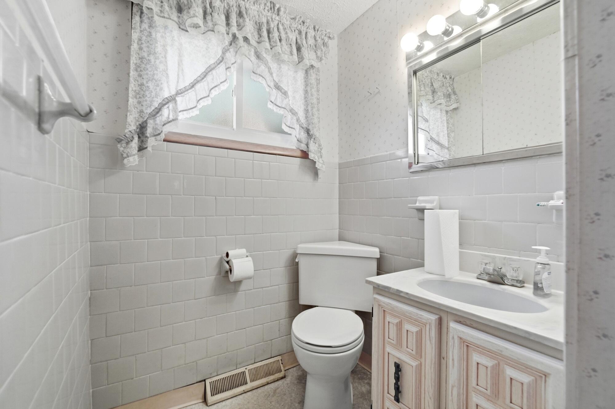 2560 Casey, Springfield, Ohio 45503