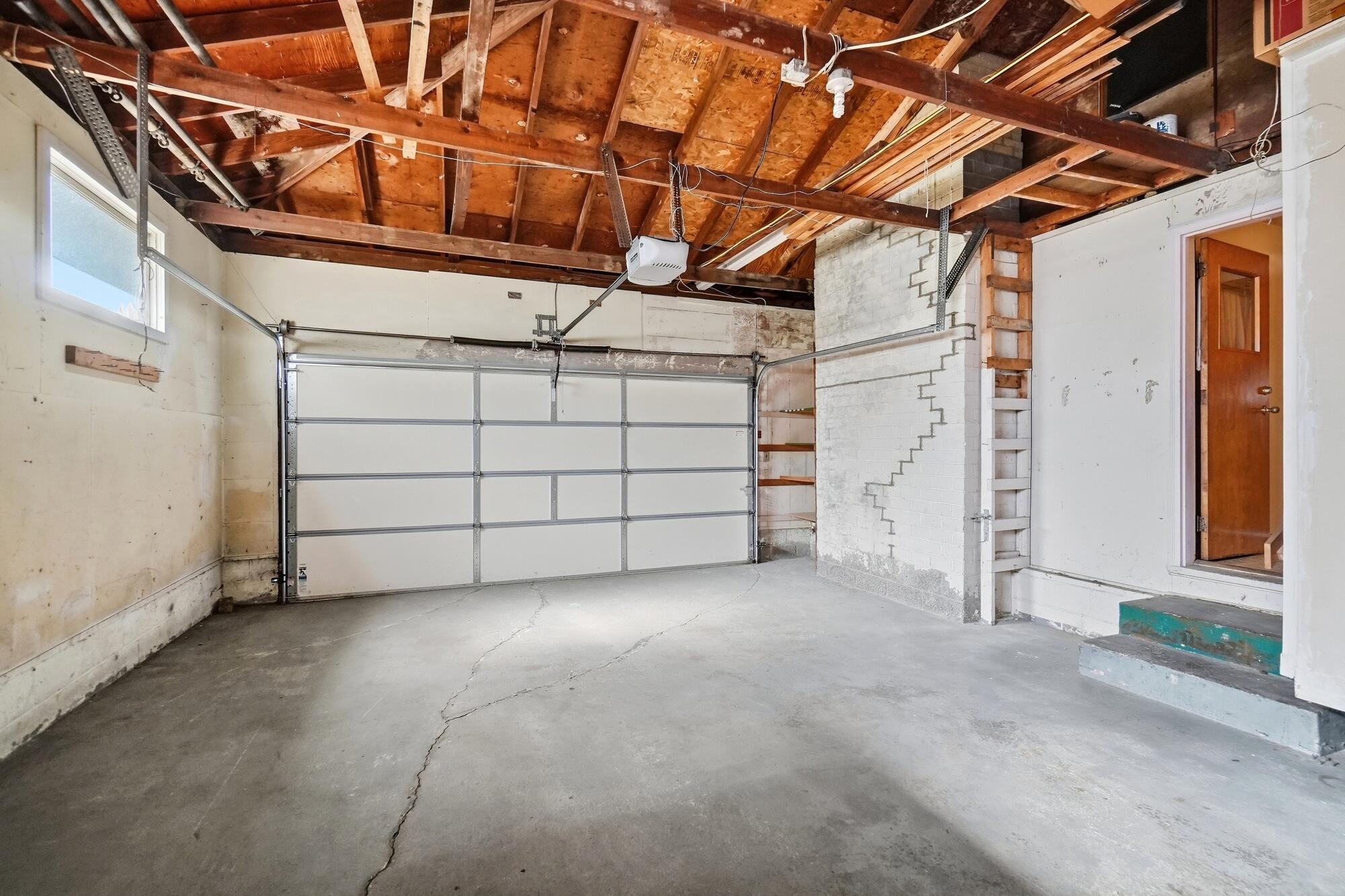 2560 Casey, Springfield, Ohio 45503