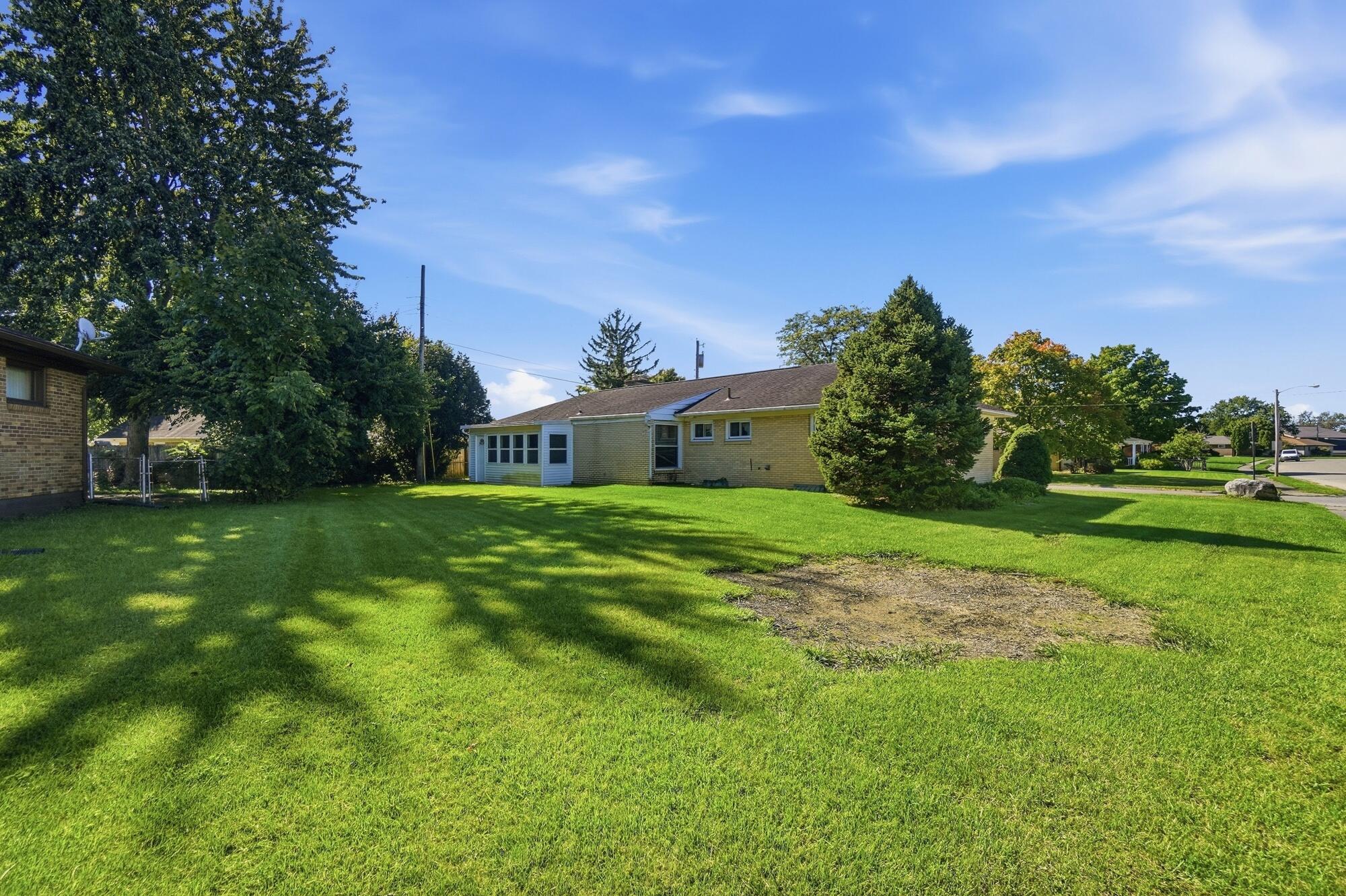 2560 Casey, Springfield, Ohio 45503