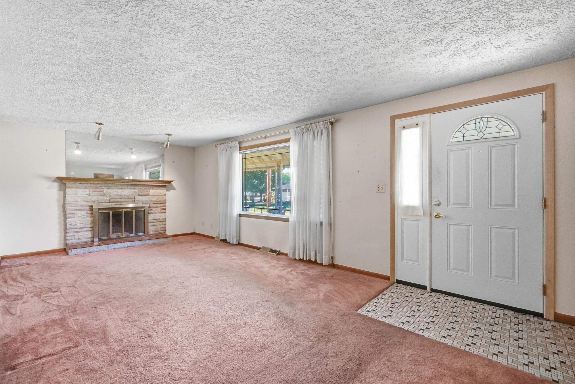 2560 Casey, Springfield, Ohio 45503