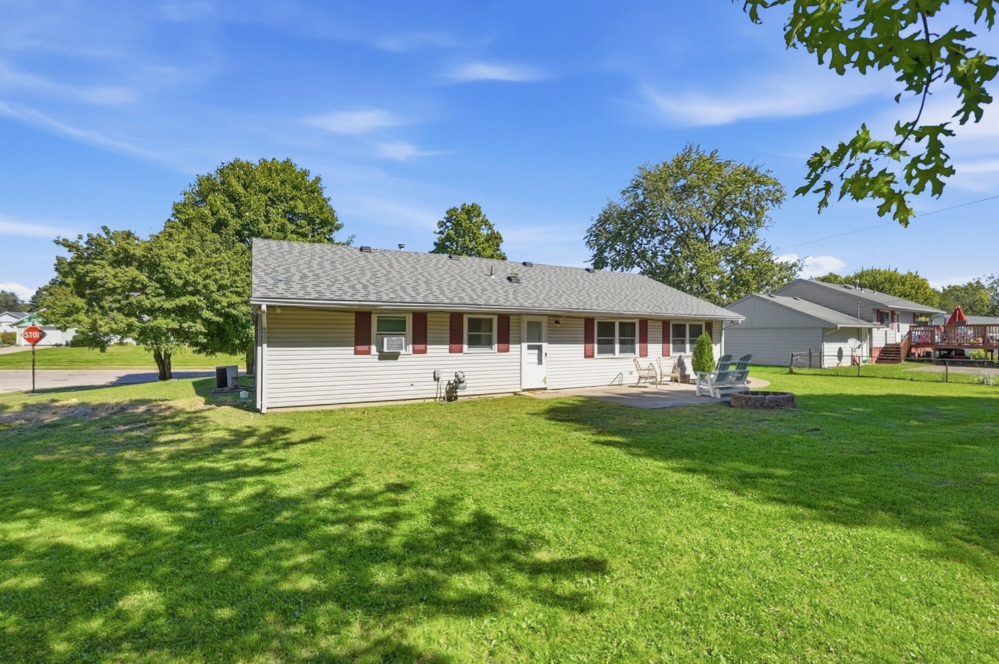 1817 Marinette, Springfield, Ohio 45503