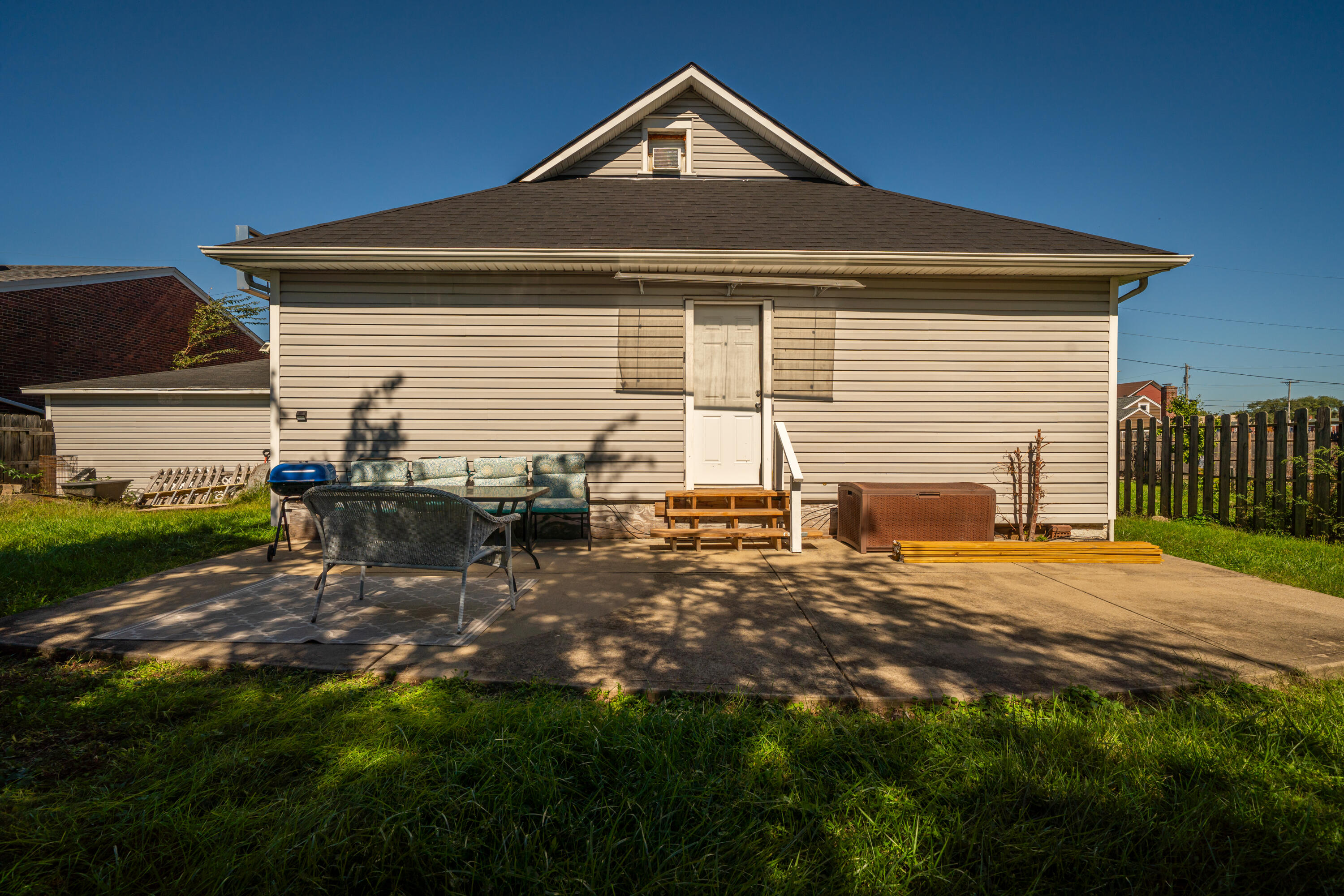 712 Main, Fairborn, Ohio 45324