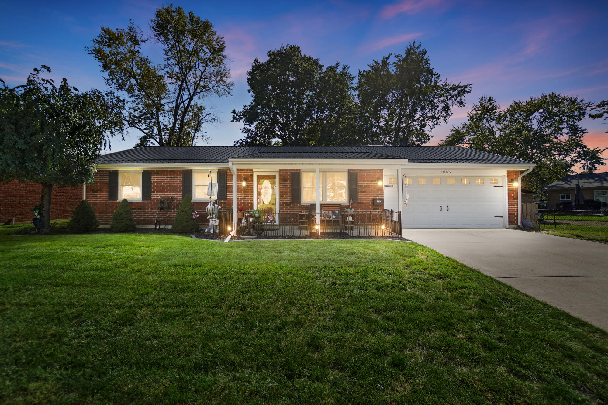 1066 Stonyridge, Troy, Ohio 45373