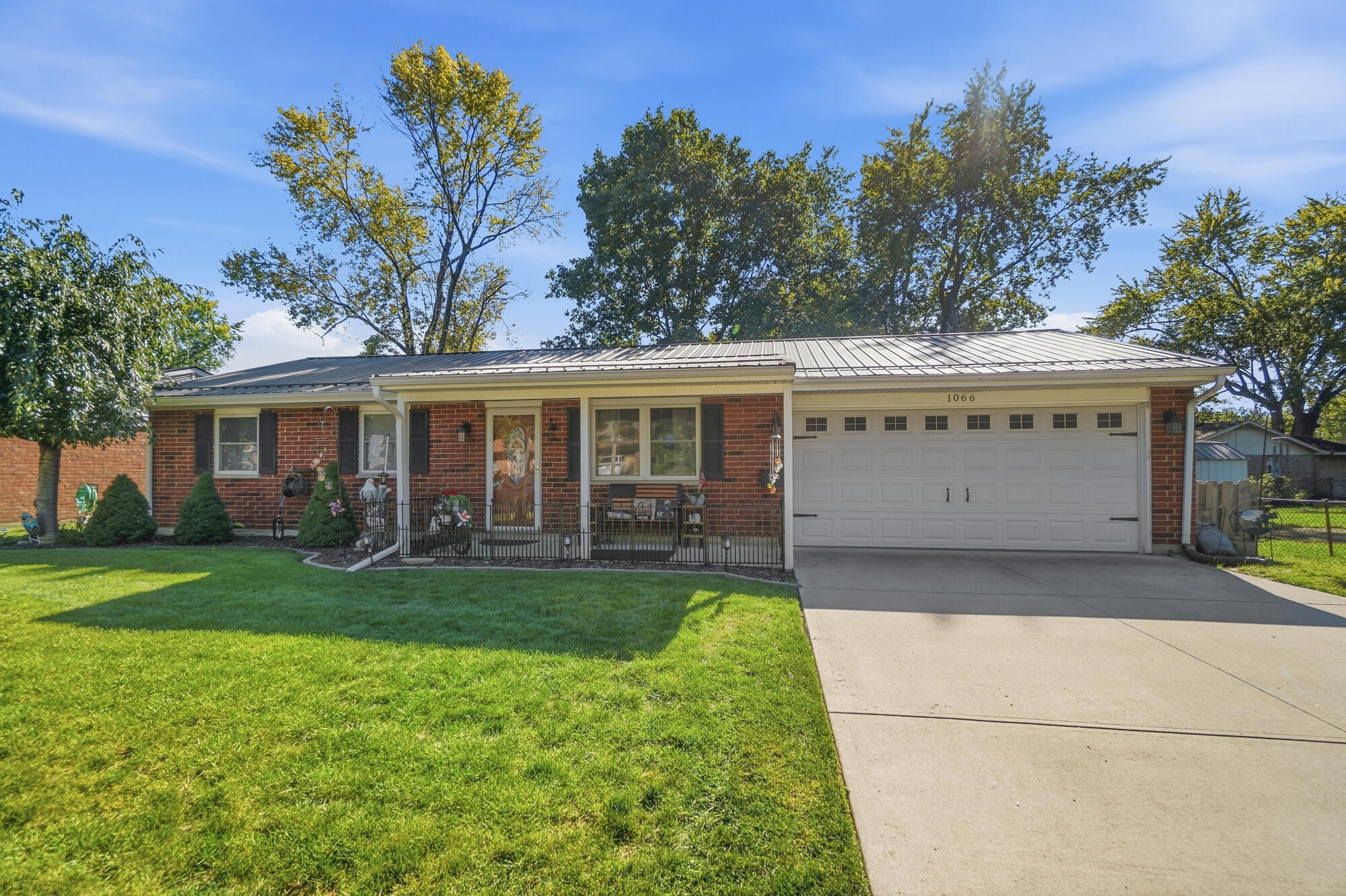 1066 Stonyridge, Troy, Ohio 45373