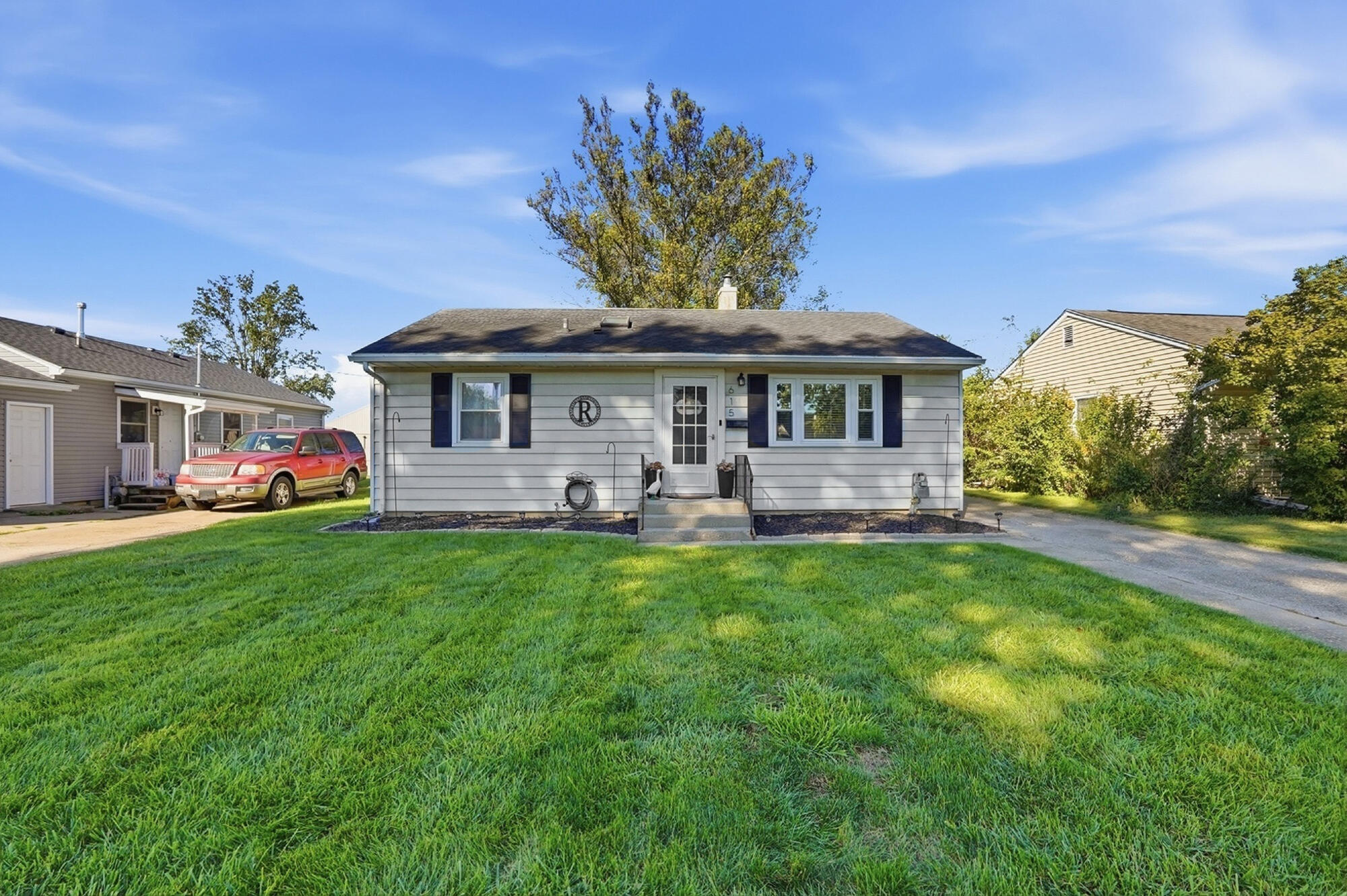 615 Mount Joy, Springfield, Ohio 45505