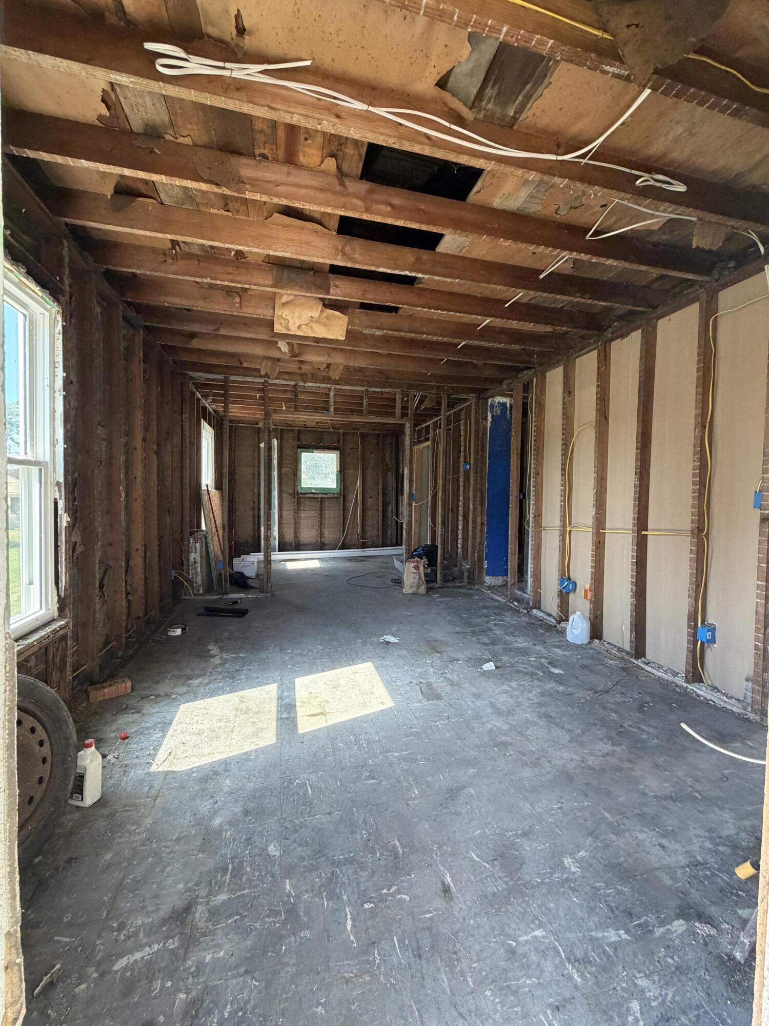 941 Milburn, Dayton, Ohio 45404