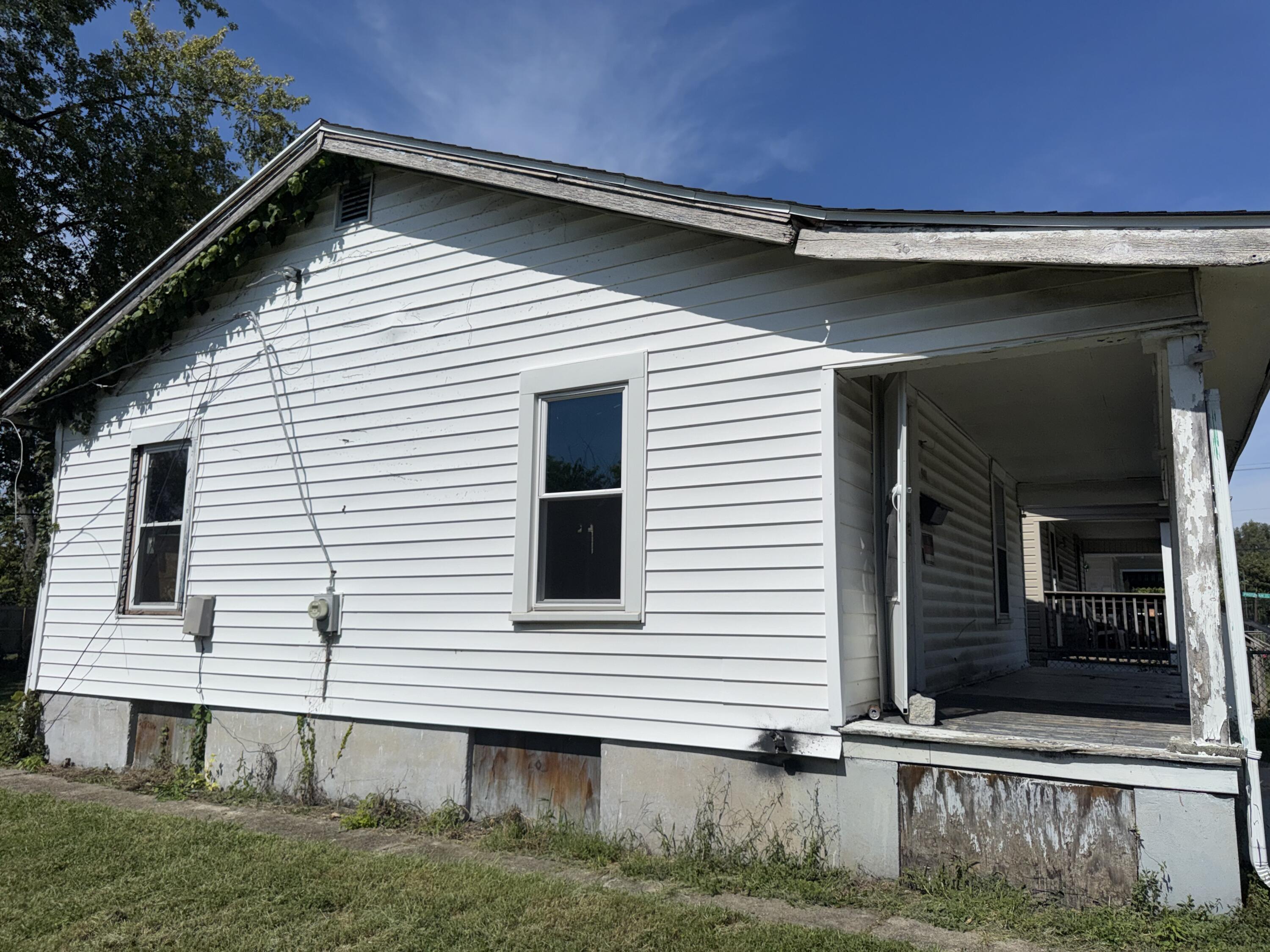 941 Milburn, Dayton, Ohio 45404