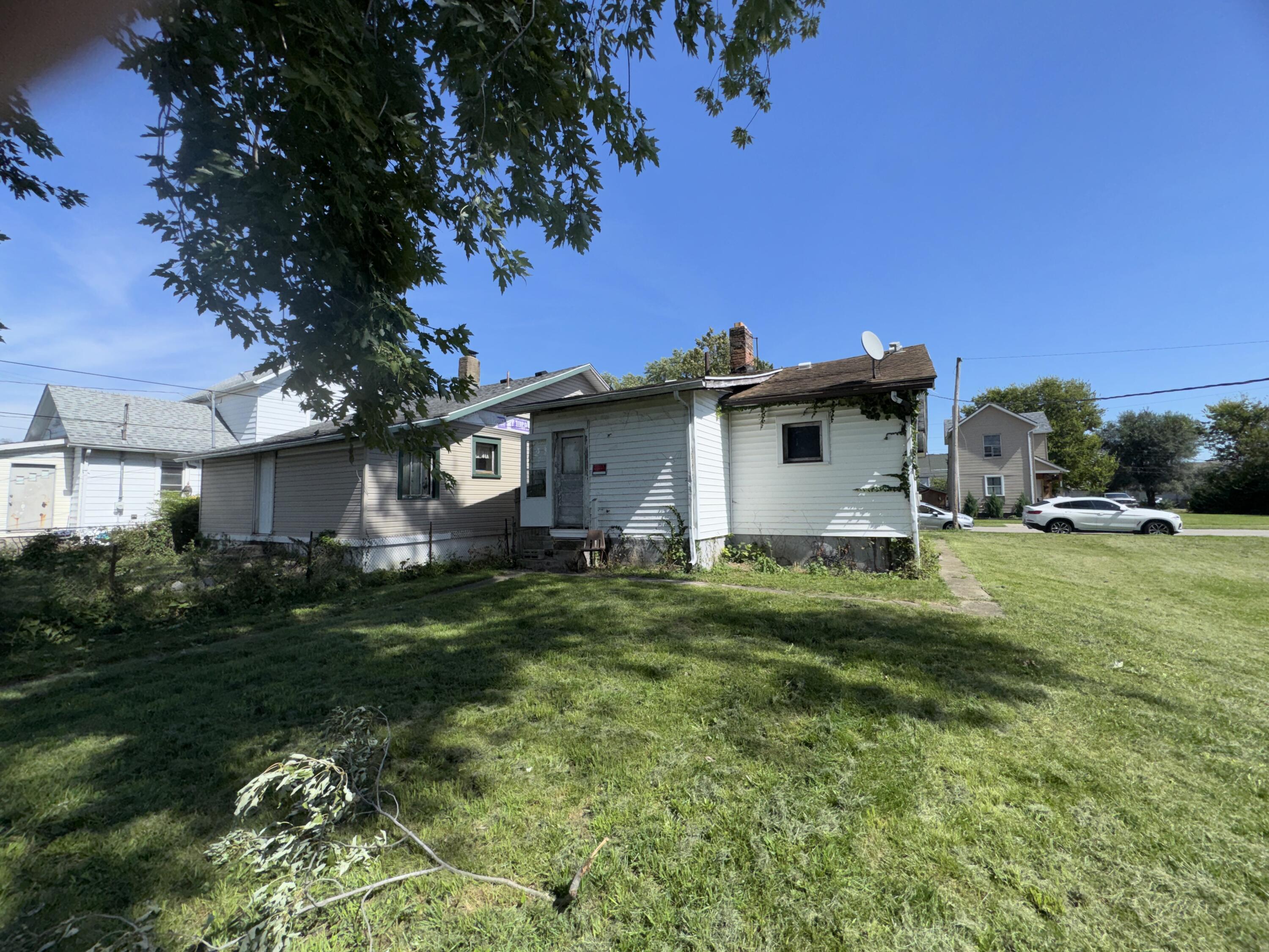 941 Milburn, Dayton, Ohio 45404