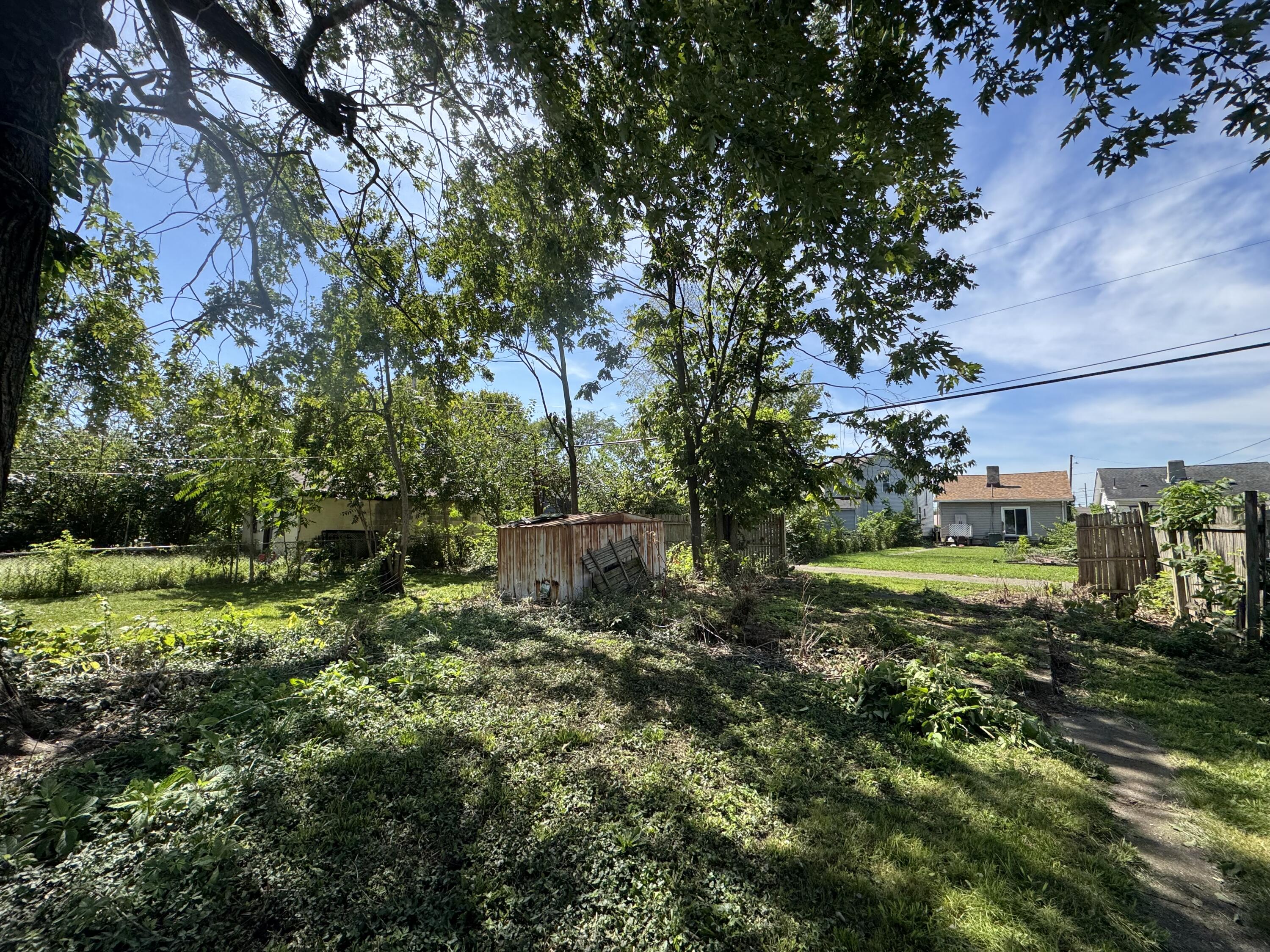 941 Milburn, Dayton, Ohio 45404