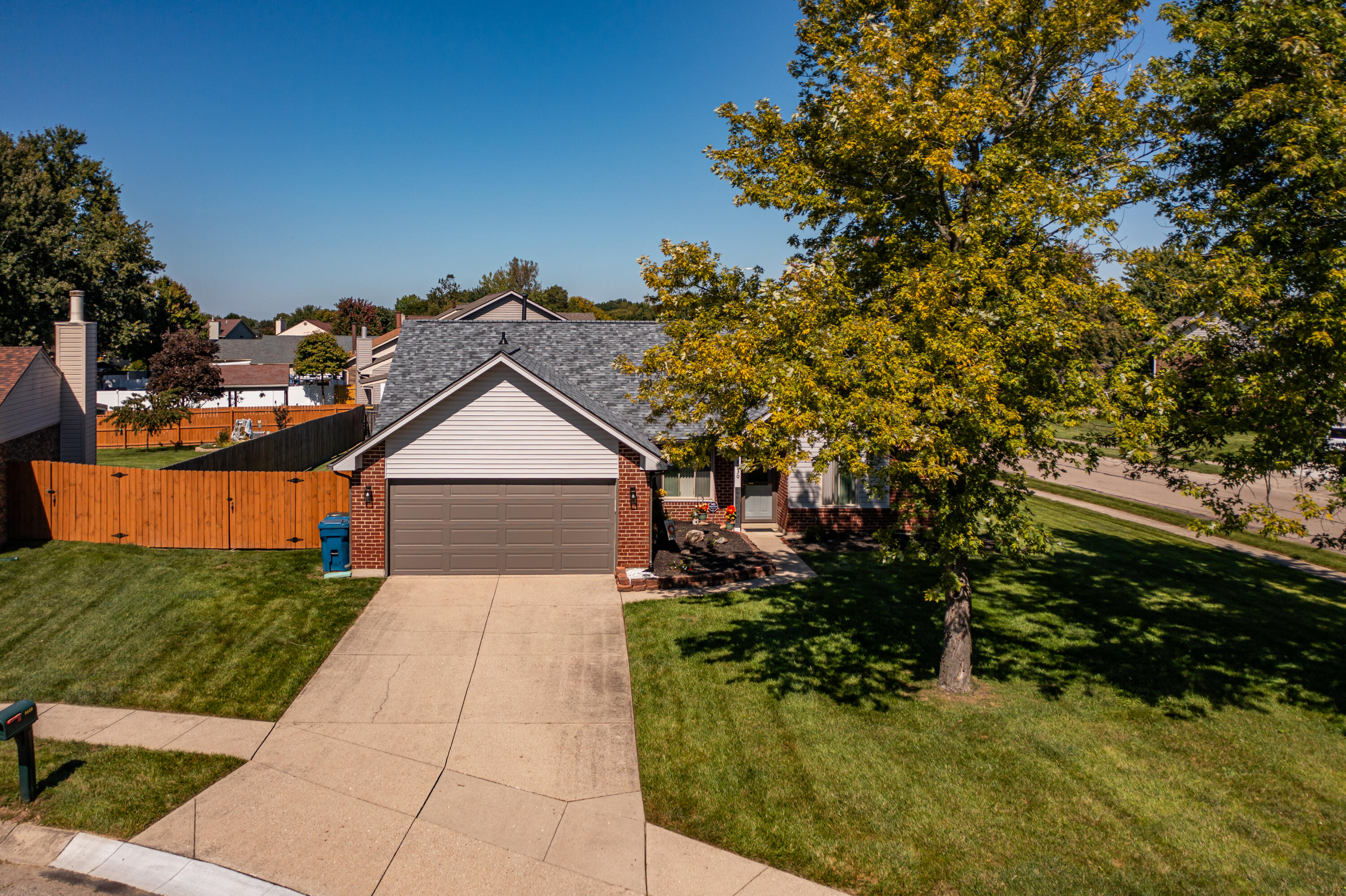 8030 Chipgate, Huber Heights, Ohio 45424