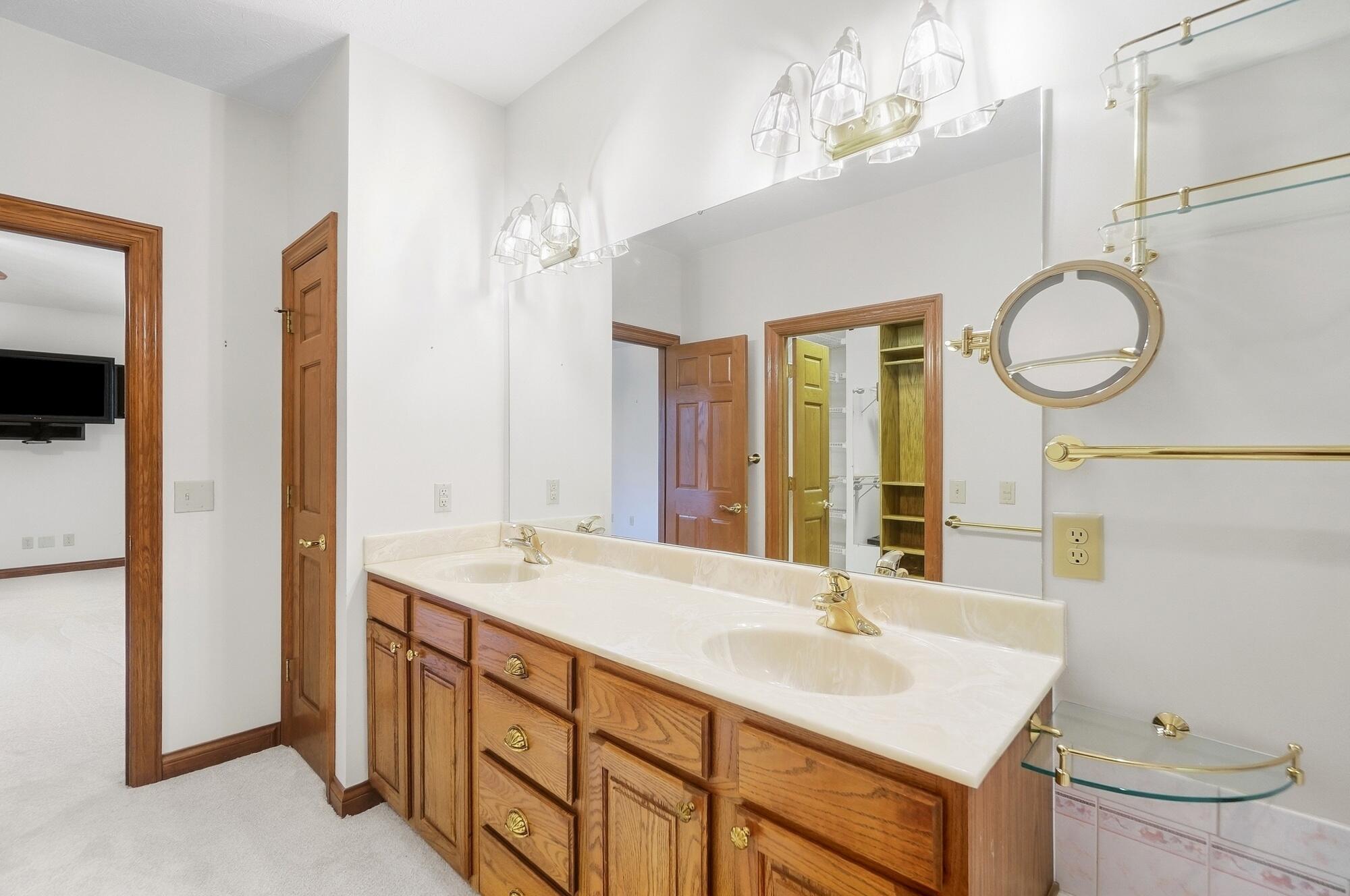 2350 Lostwood, Beavercreek TWP, Ohio 45385