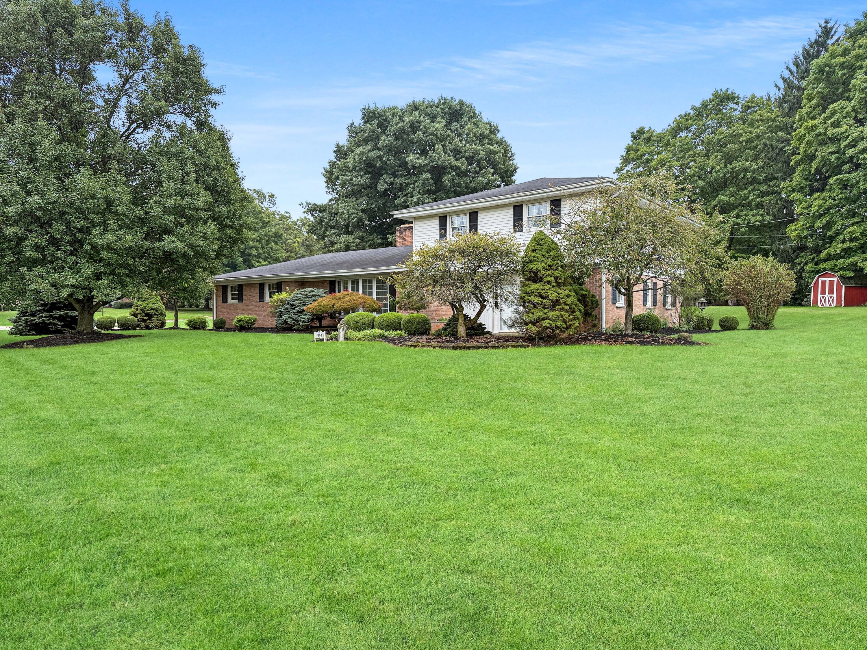 964 Bon Air, Urbana, Ohio 43078