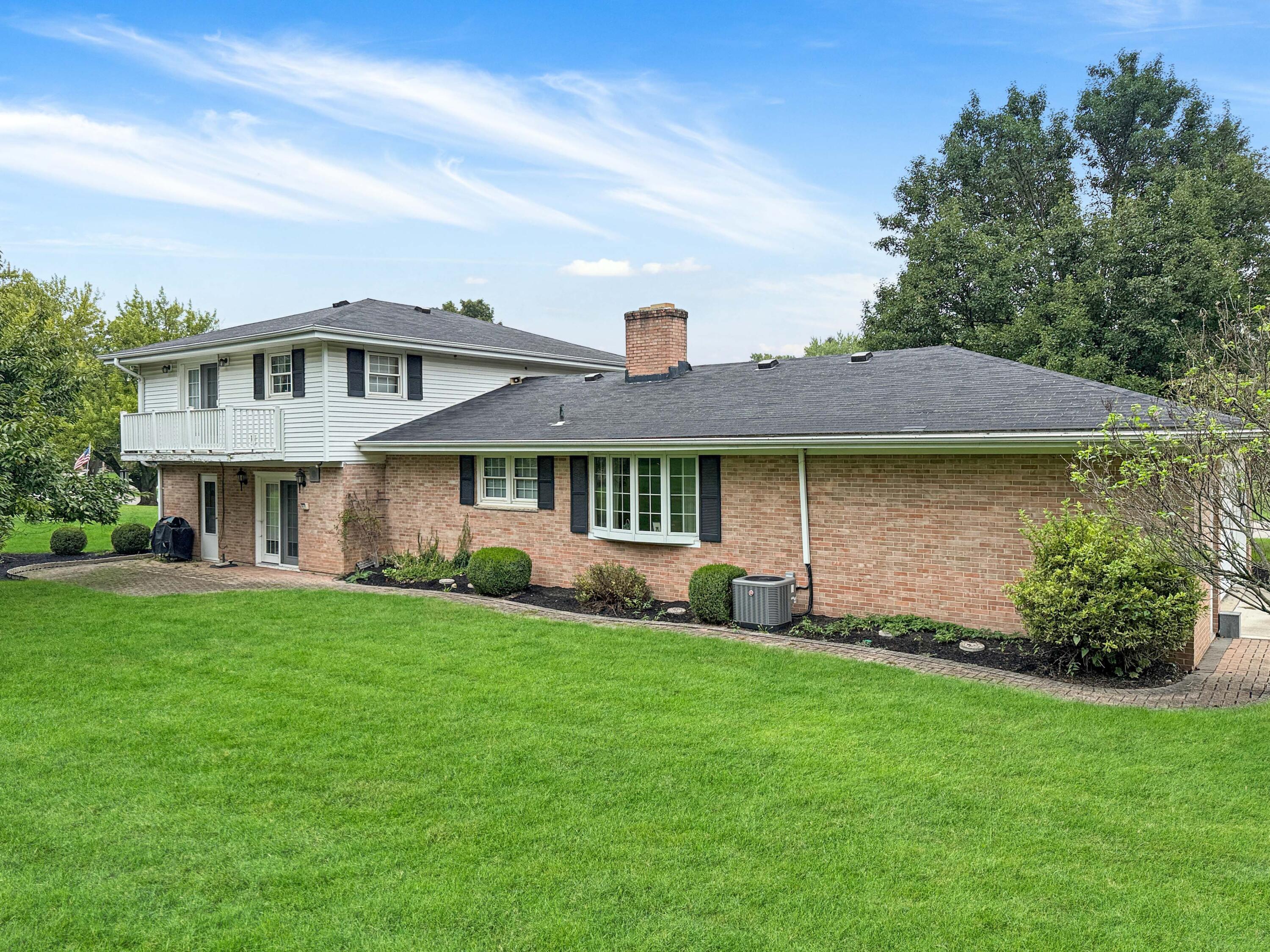 964 Bon Air, Urbana, Ohio 43078
