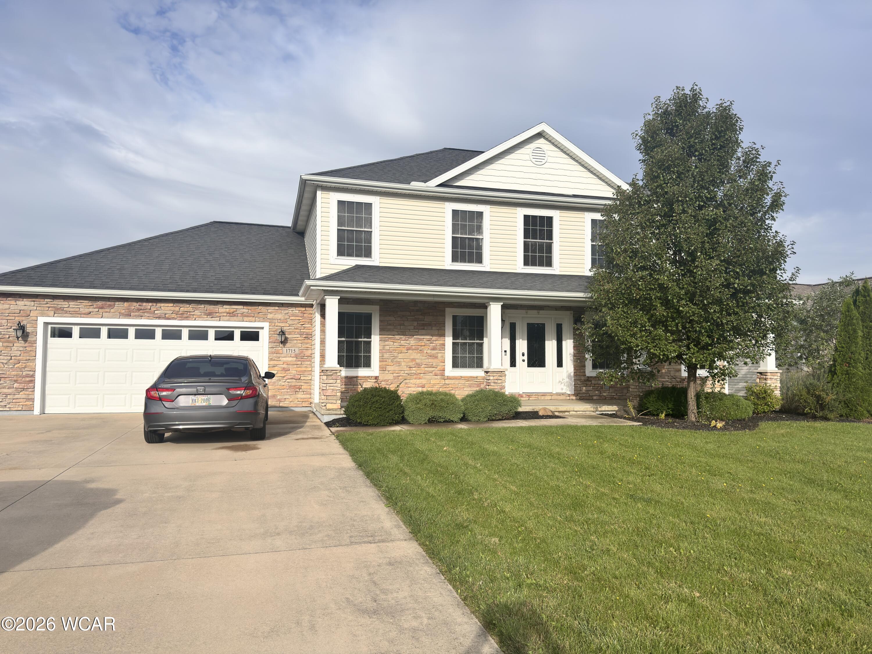 1715 Wildwood Court, Wapakoneta, Ohio