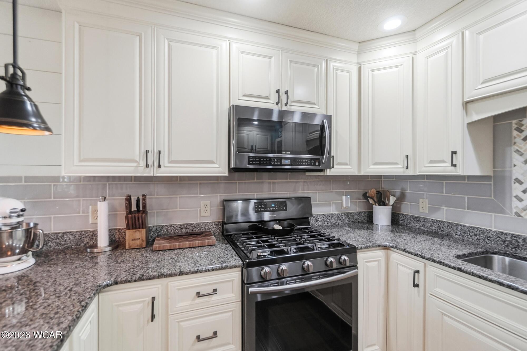 1715 Wildwood Court, Wapakoneta, Ohio