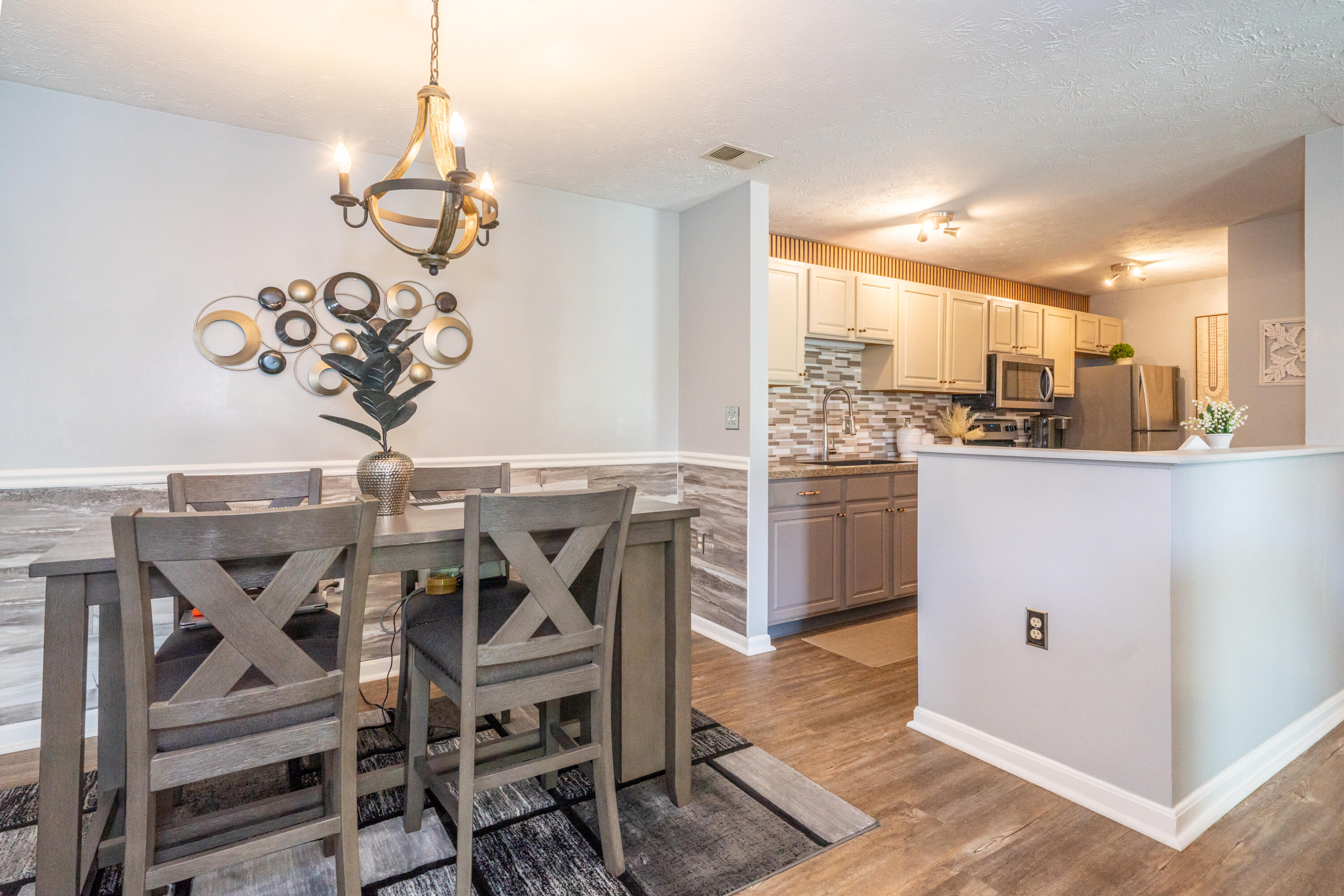 2630 Netherland, Beavercreek, Ohio 45431