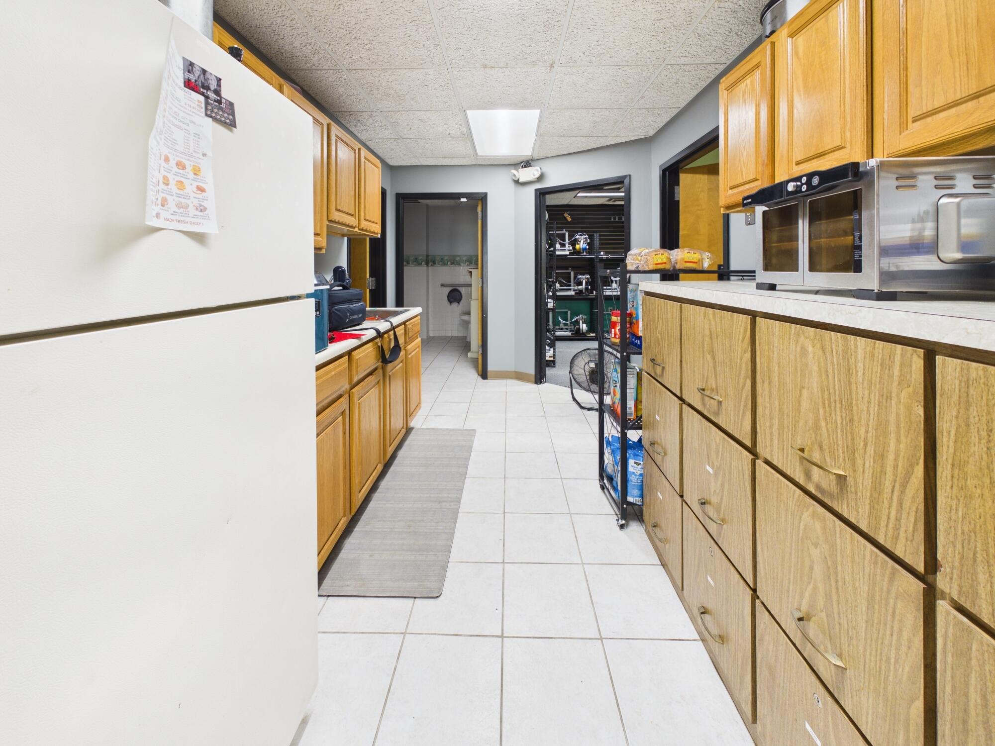 5294 Sebring Warner, Greenville, Ohio 45331