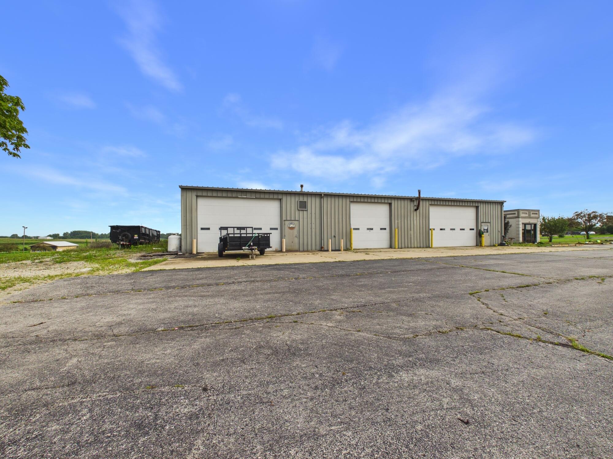5294 Sebring Warner, Greenville, Ohio 45331