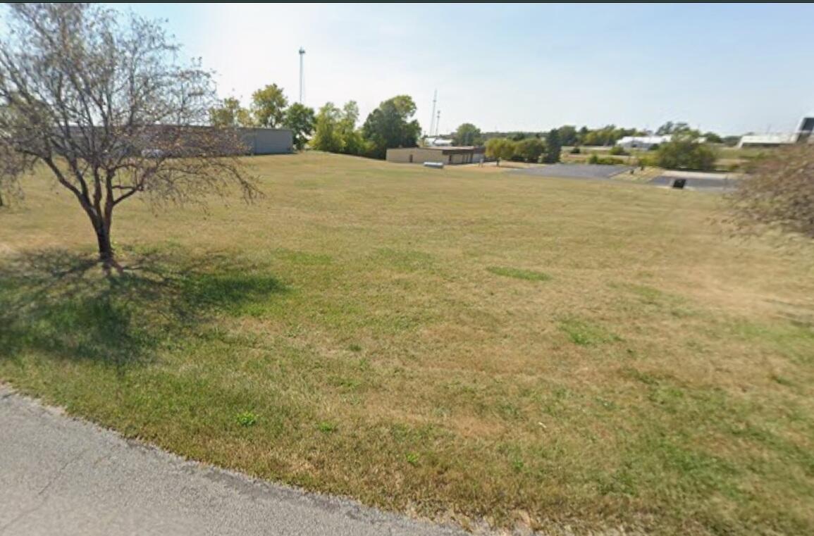 5294 Sebring Warner, Greenville, Ohio 45331