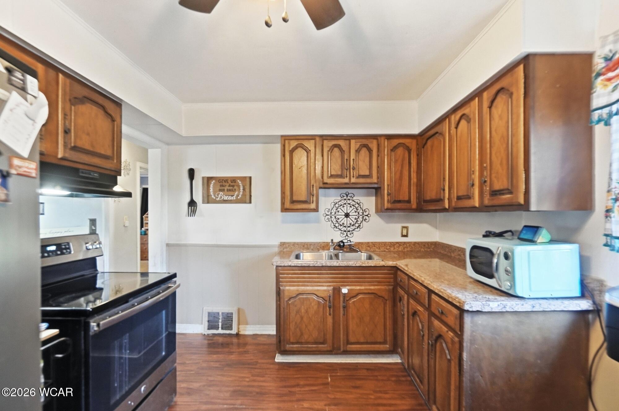 2361 Lakewood Avenue, Lima, Ohio