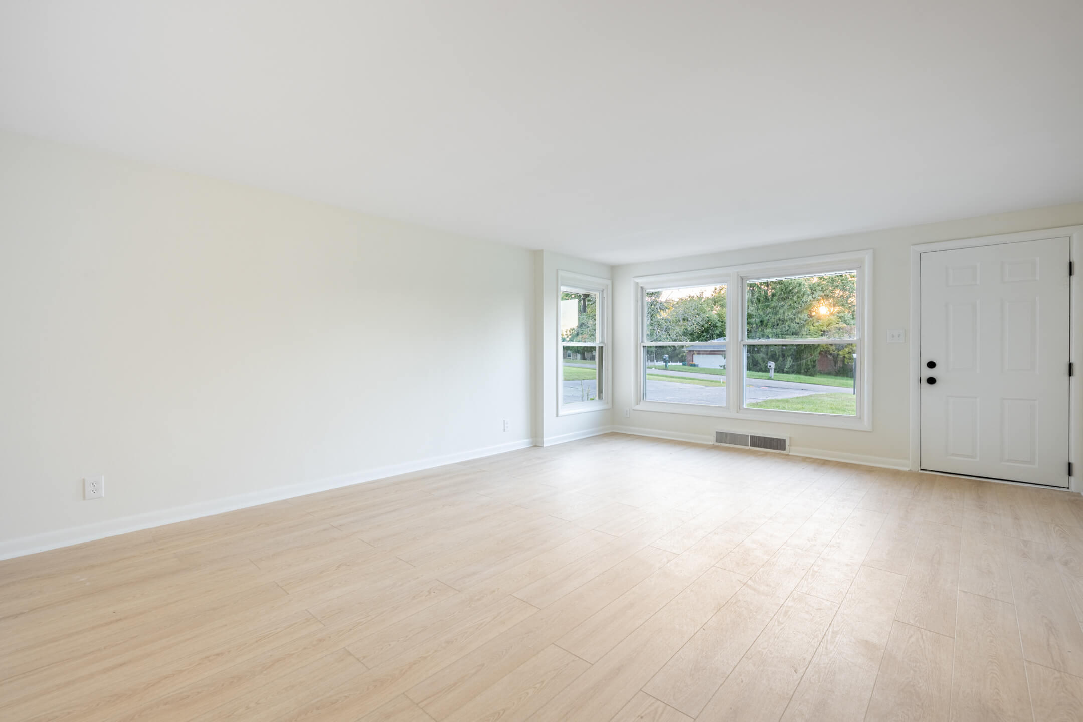 2462 Thor, Springfield, Ohio 45503