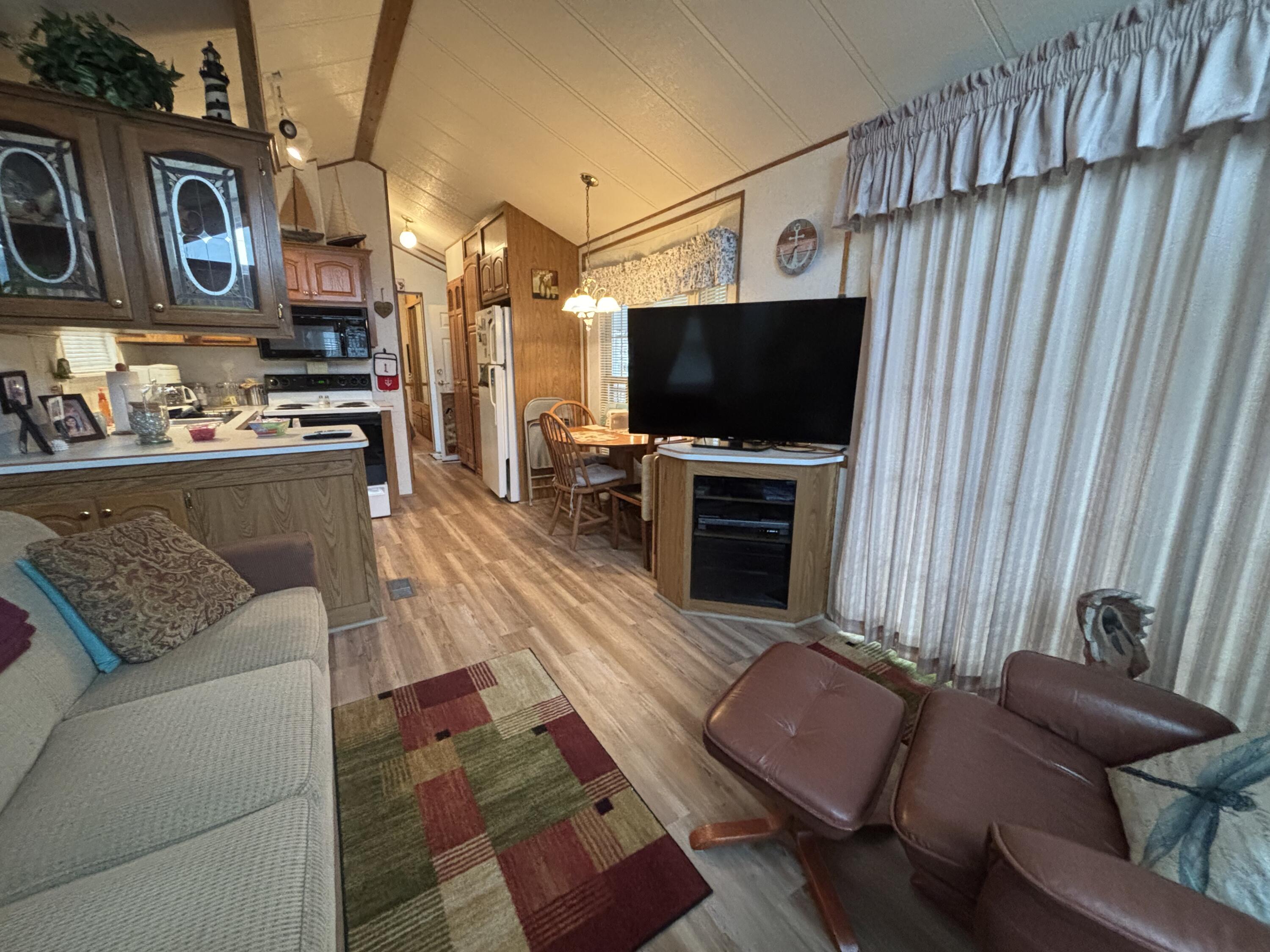 11377 Township Road 266, Lakeview, Ohio 43331