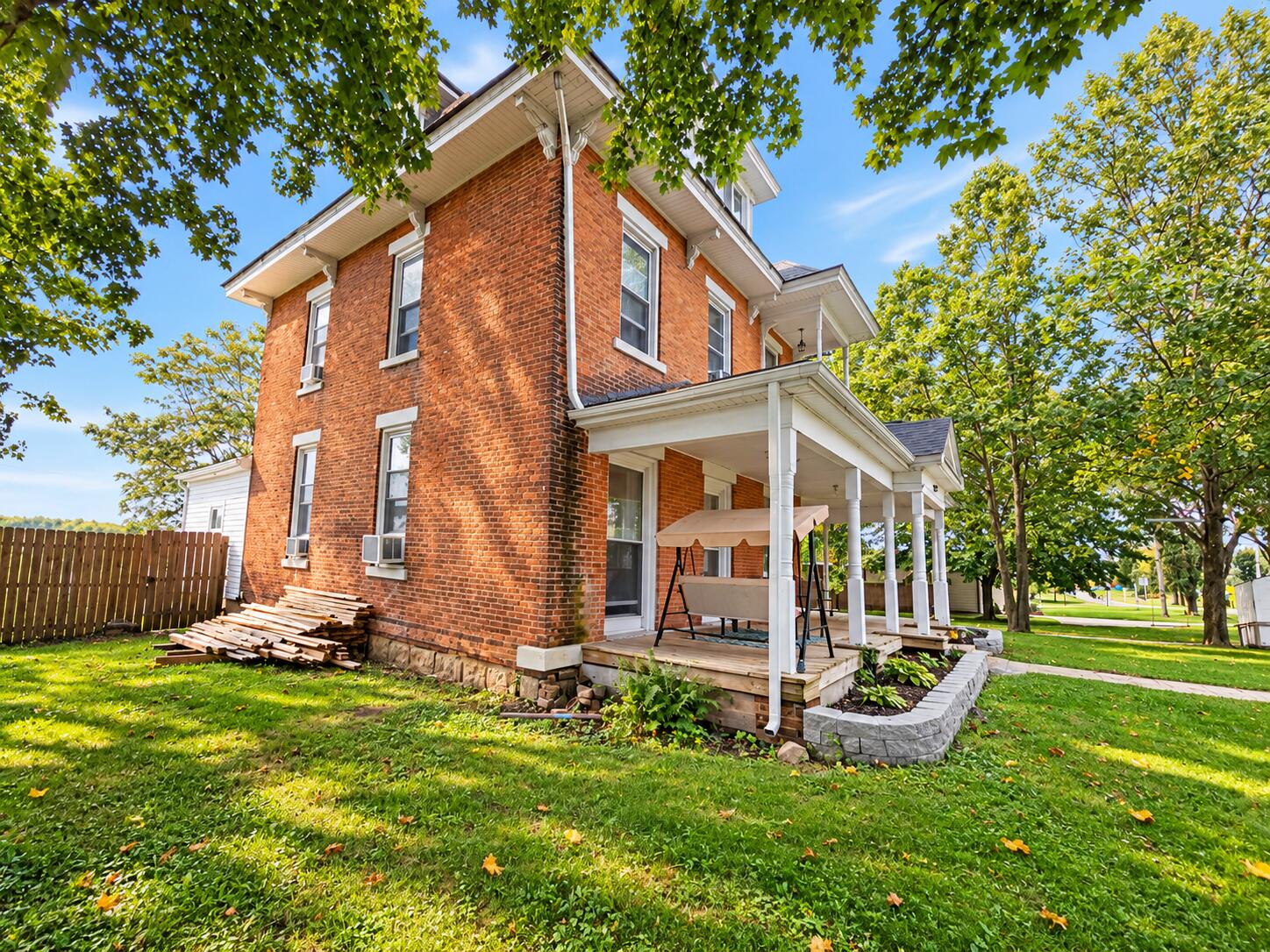323 Main, De Graff, Ohio 43318