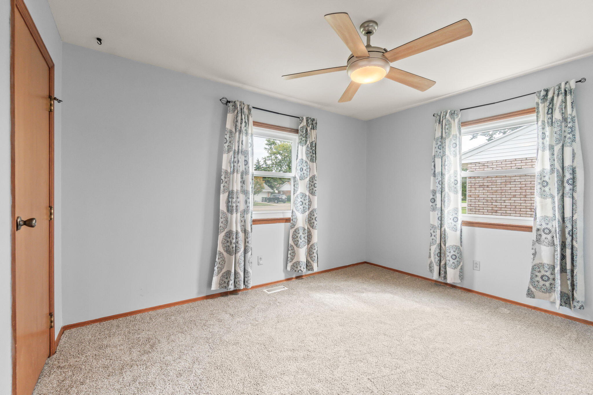 230 Dorset, Troy, Ohio 45373