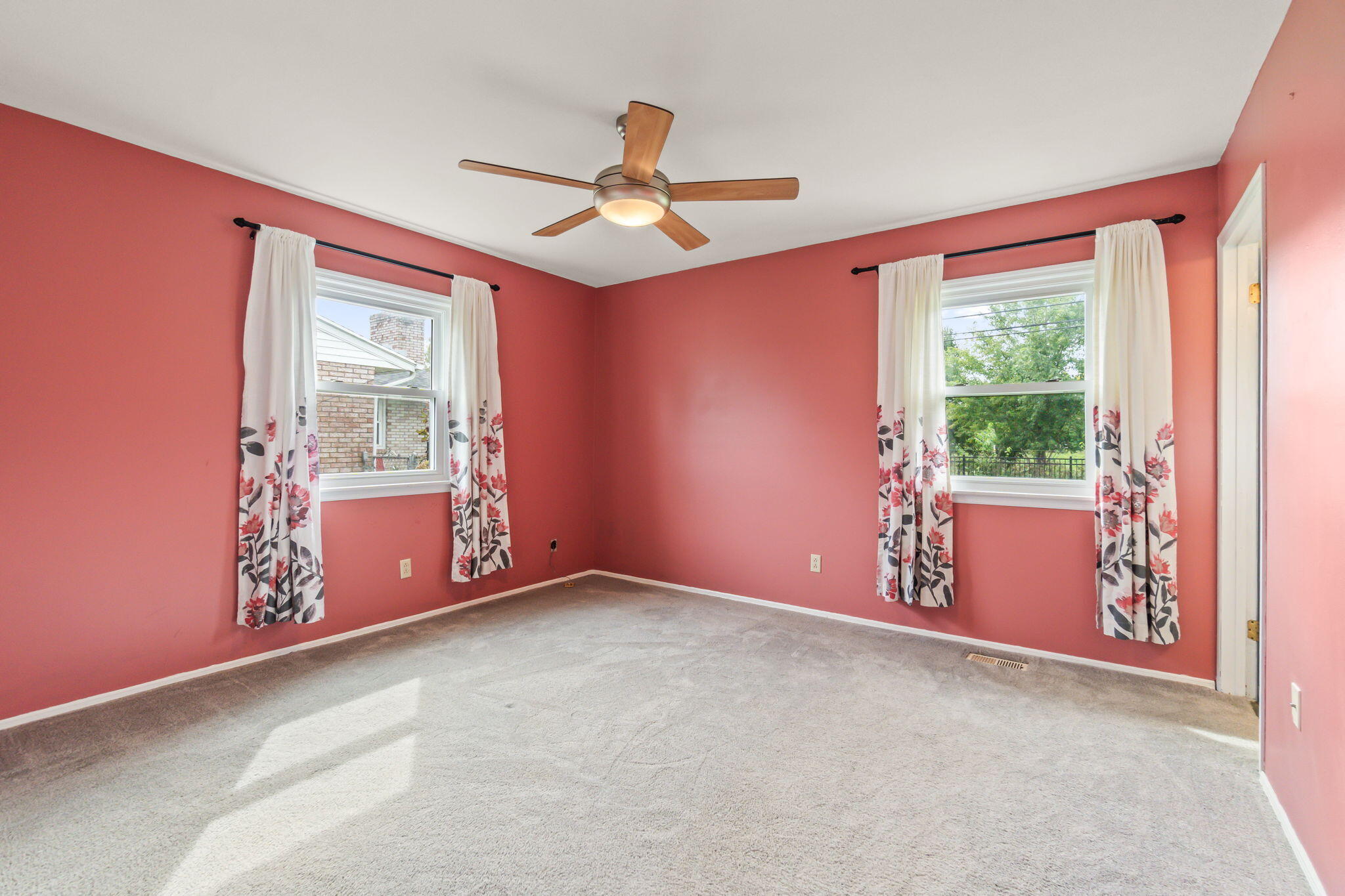 230 Dorset, Troy, Ohio 45373