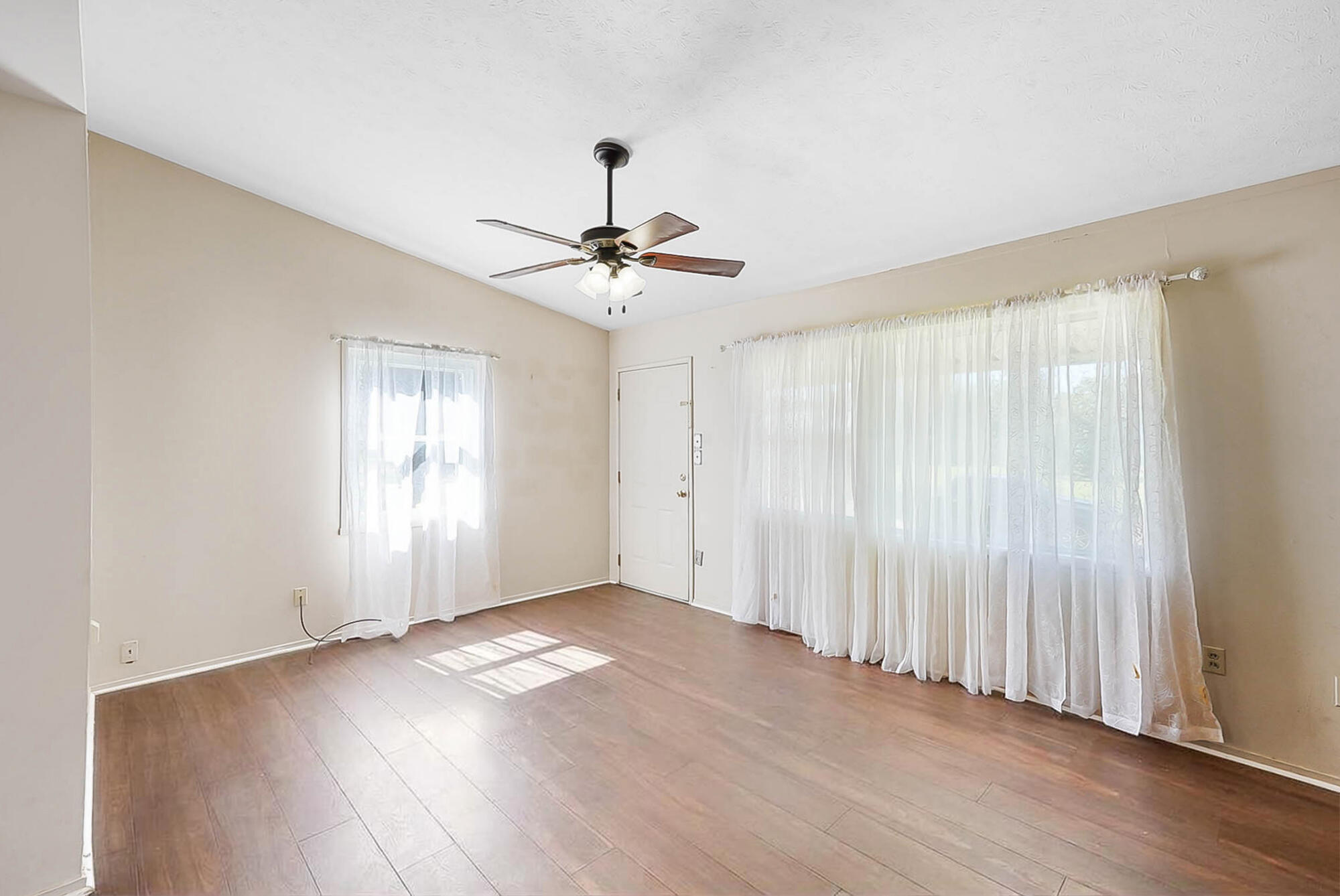 1006 Scott, New Carlisle, Ohio 45344