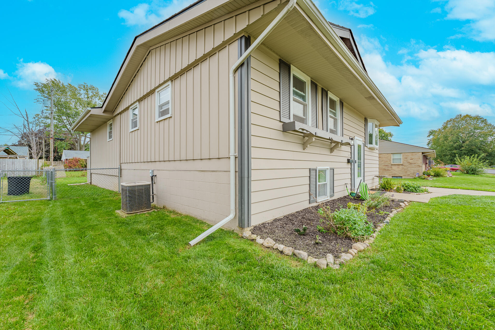 549 Locust, Troy, Ohio 45373