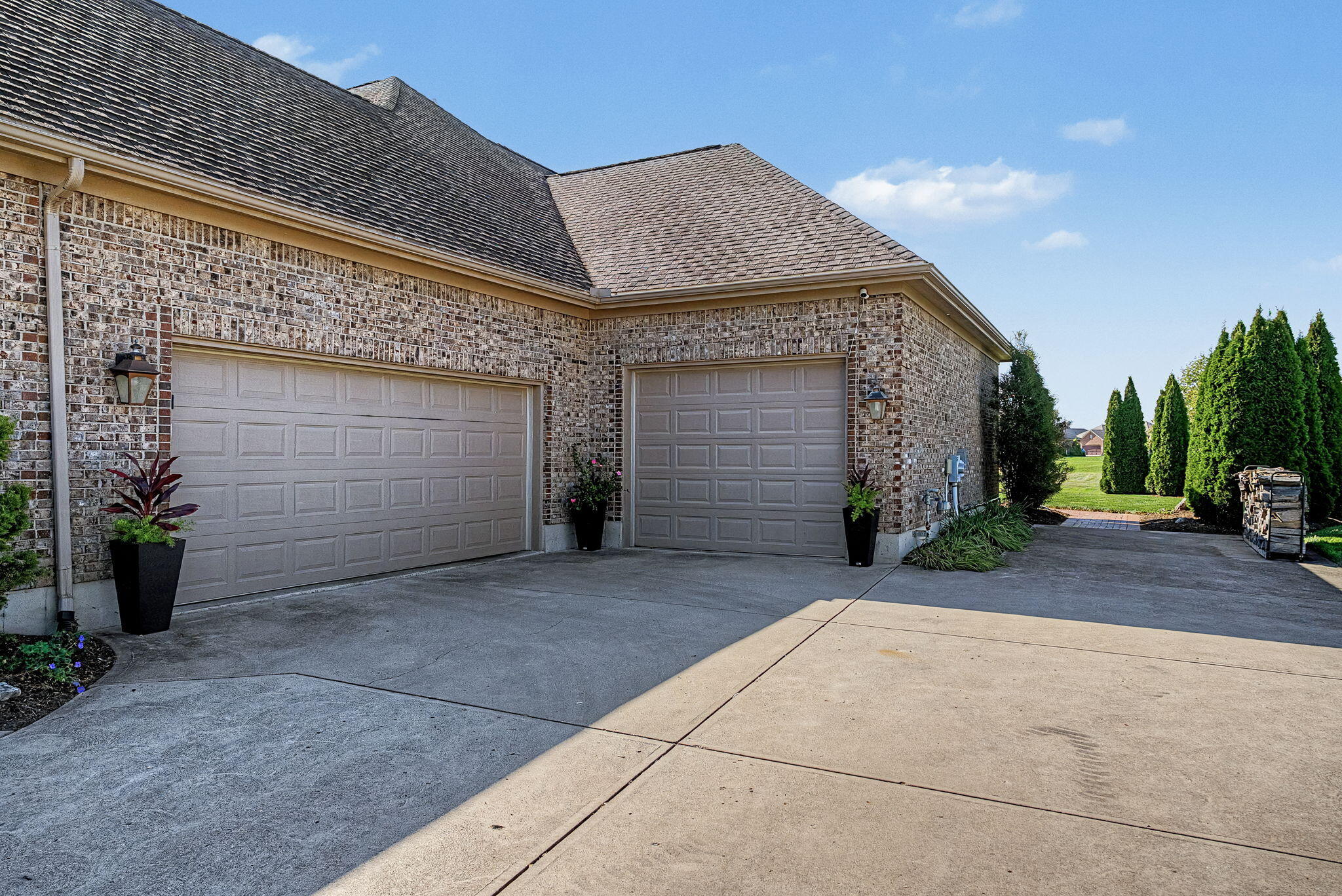 1025 Rosewood Creek, Troy, Ohio 45373