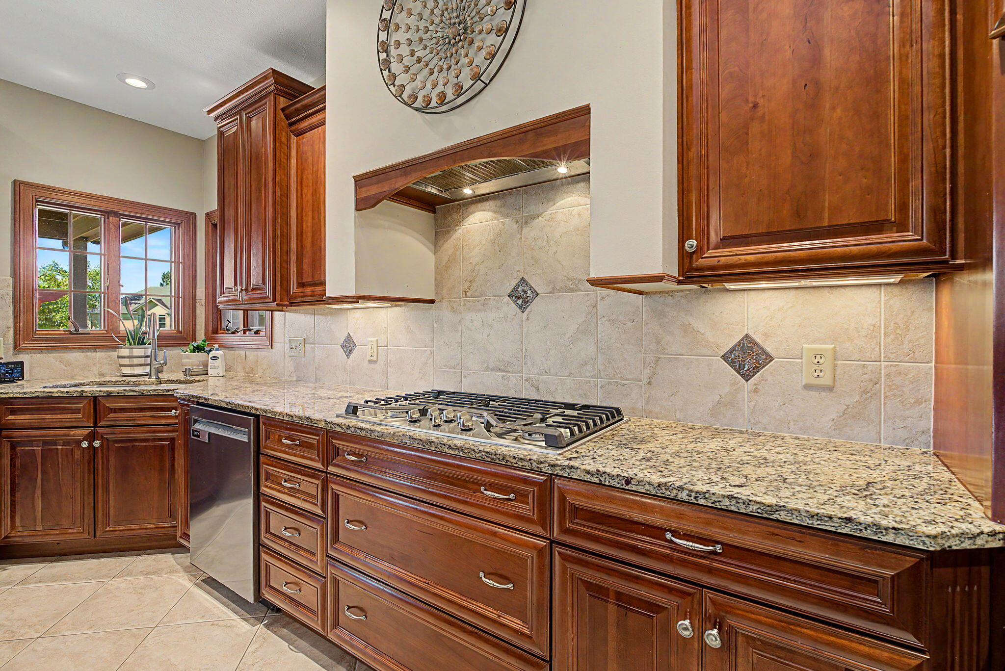 1025 Rosewood Creek, Troy, Ohio 45373