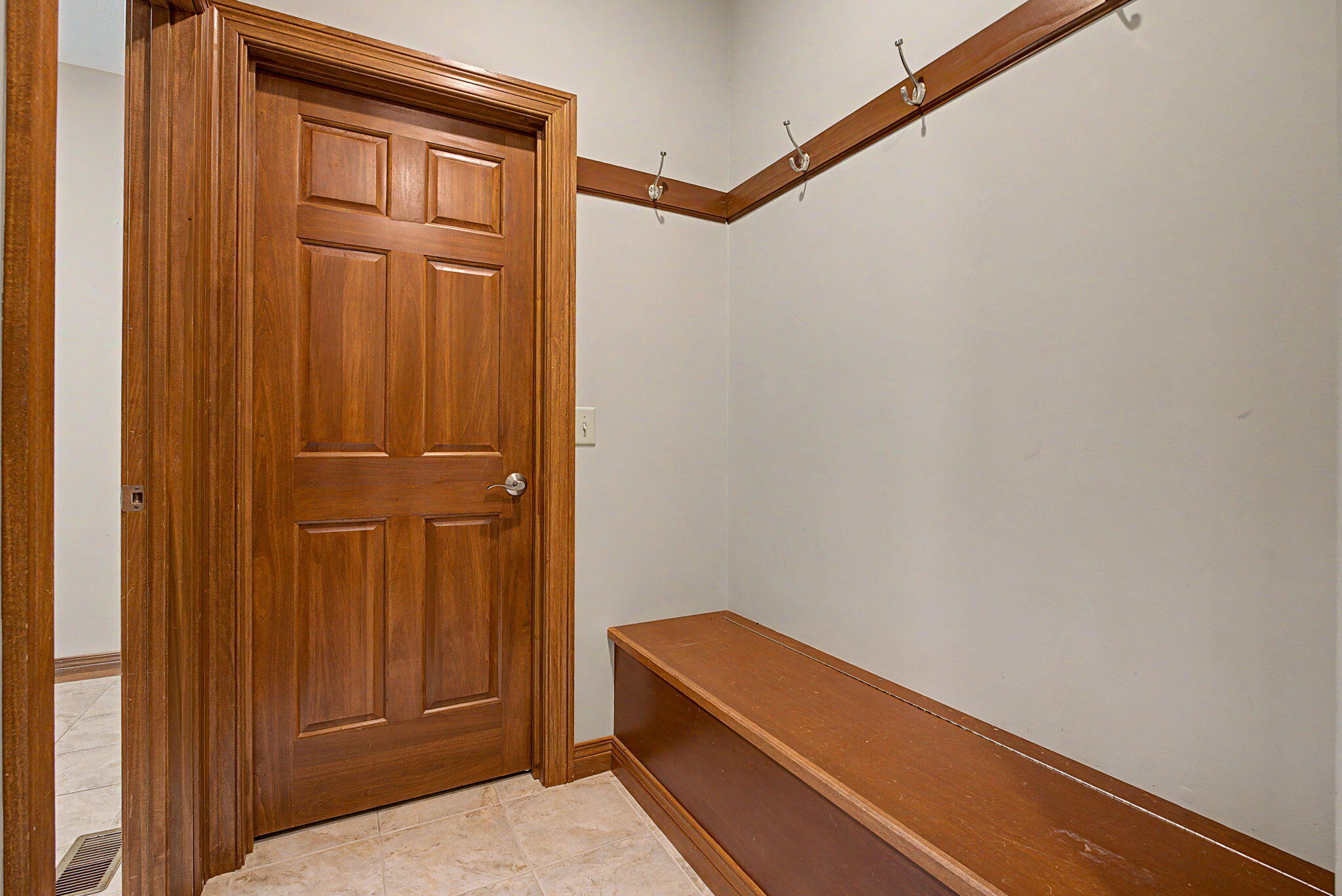 1025 Rosewood Creek, Troy, Ohio 45373