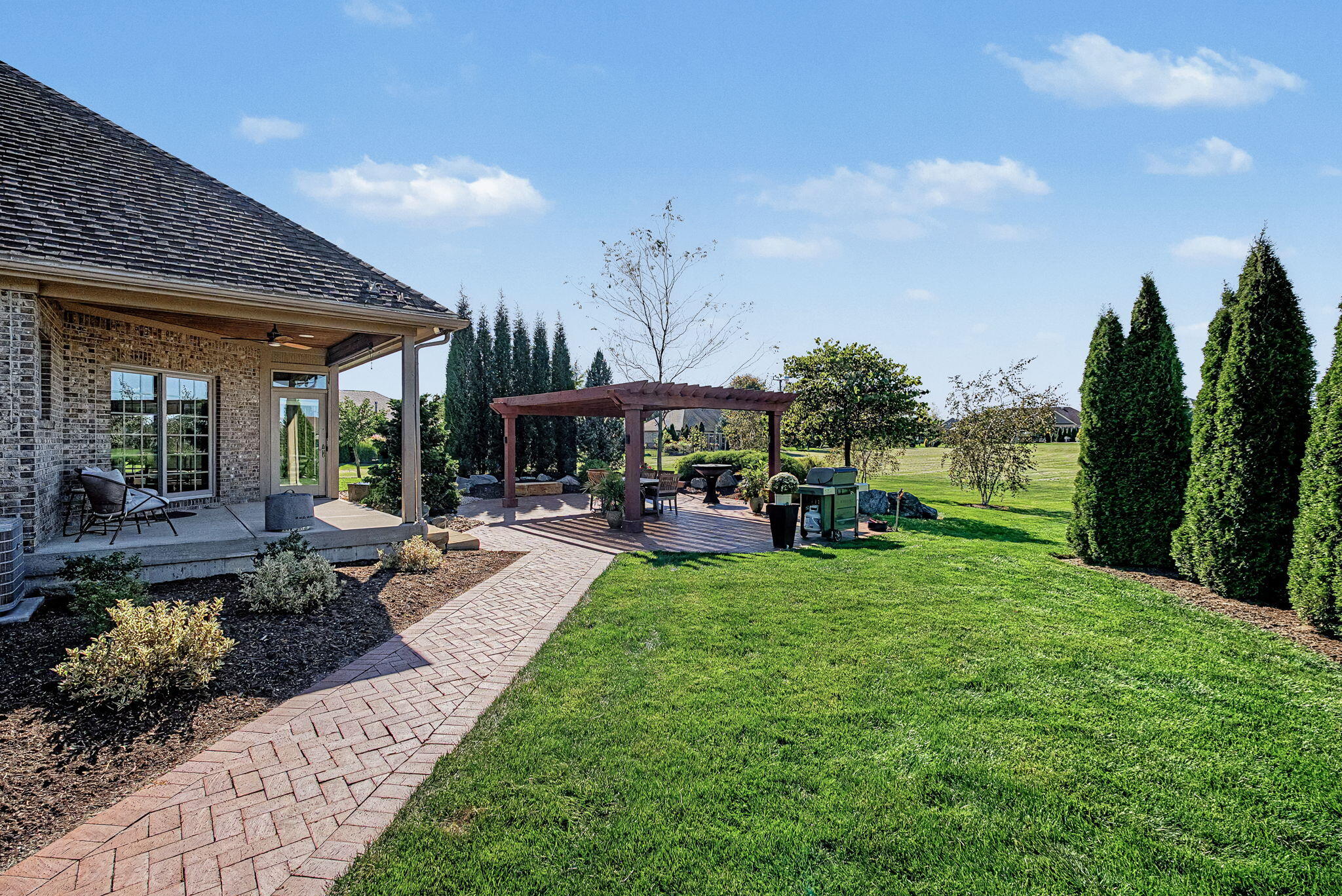 1025 Rosewood Creek, Troy, Ohio 45373