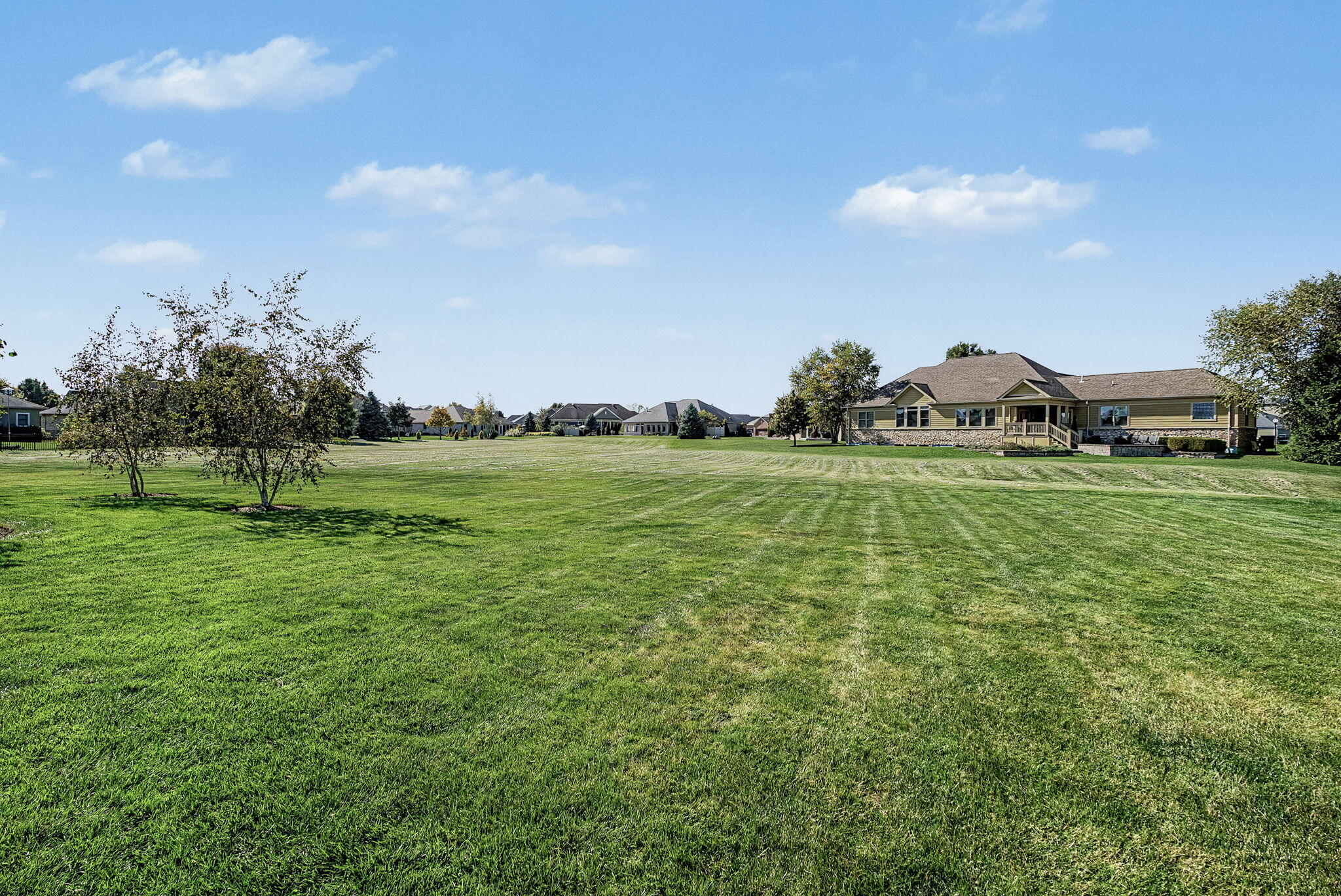 1025 Rosewood Creek, Troy, Ohio 45373