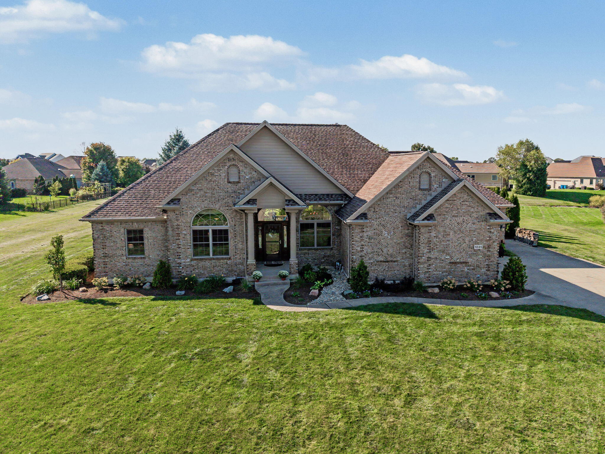 1025 Rosewood Creek, Troy, Ohio 45373