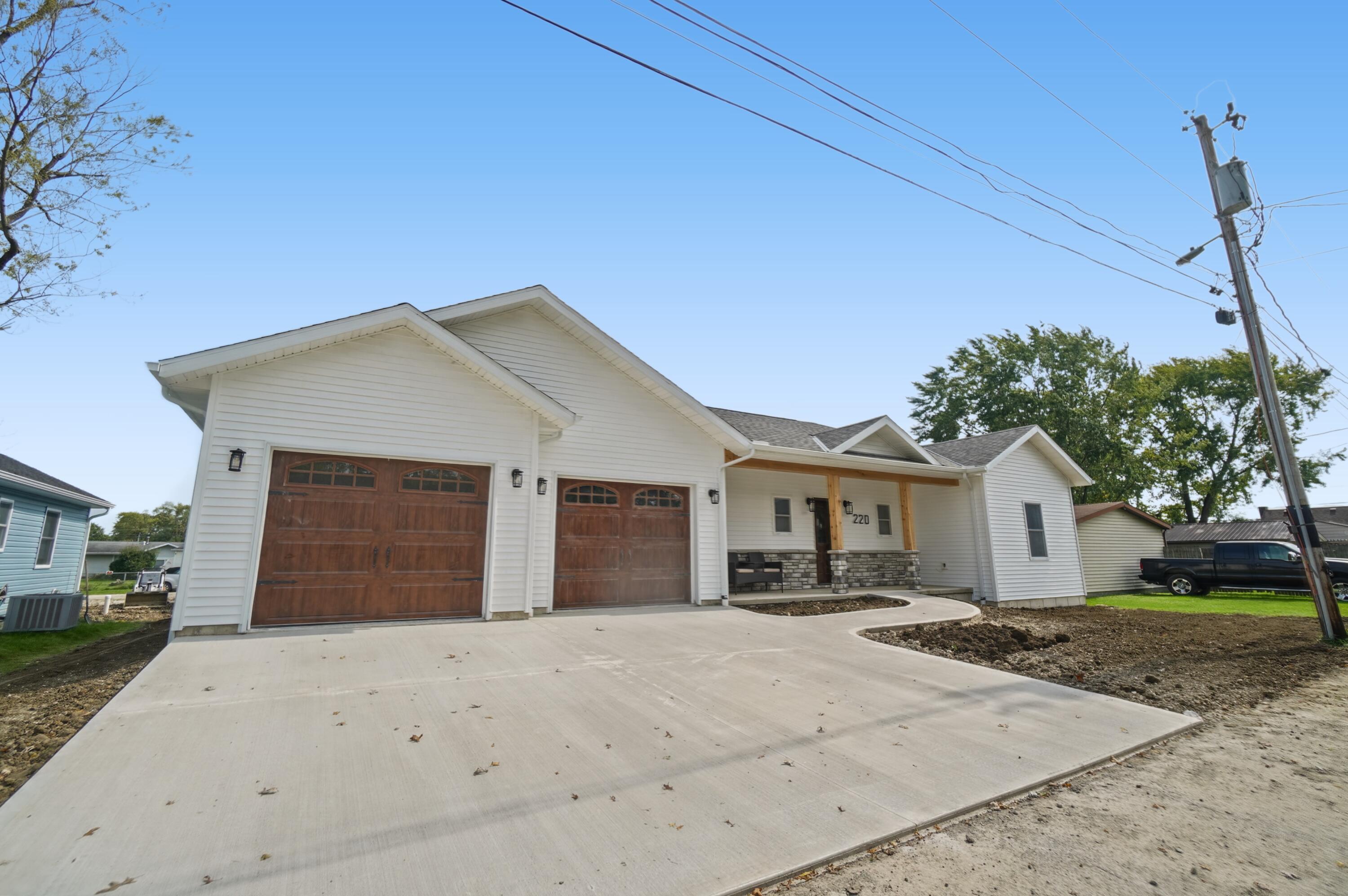 220 Bayview, Celina, Ohio 45822