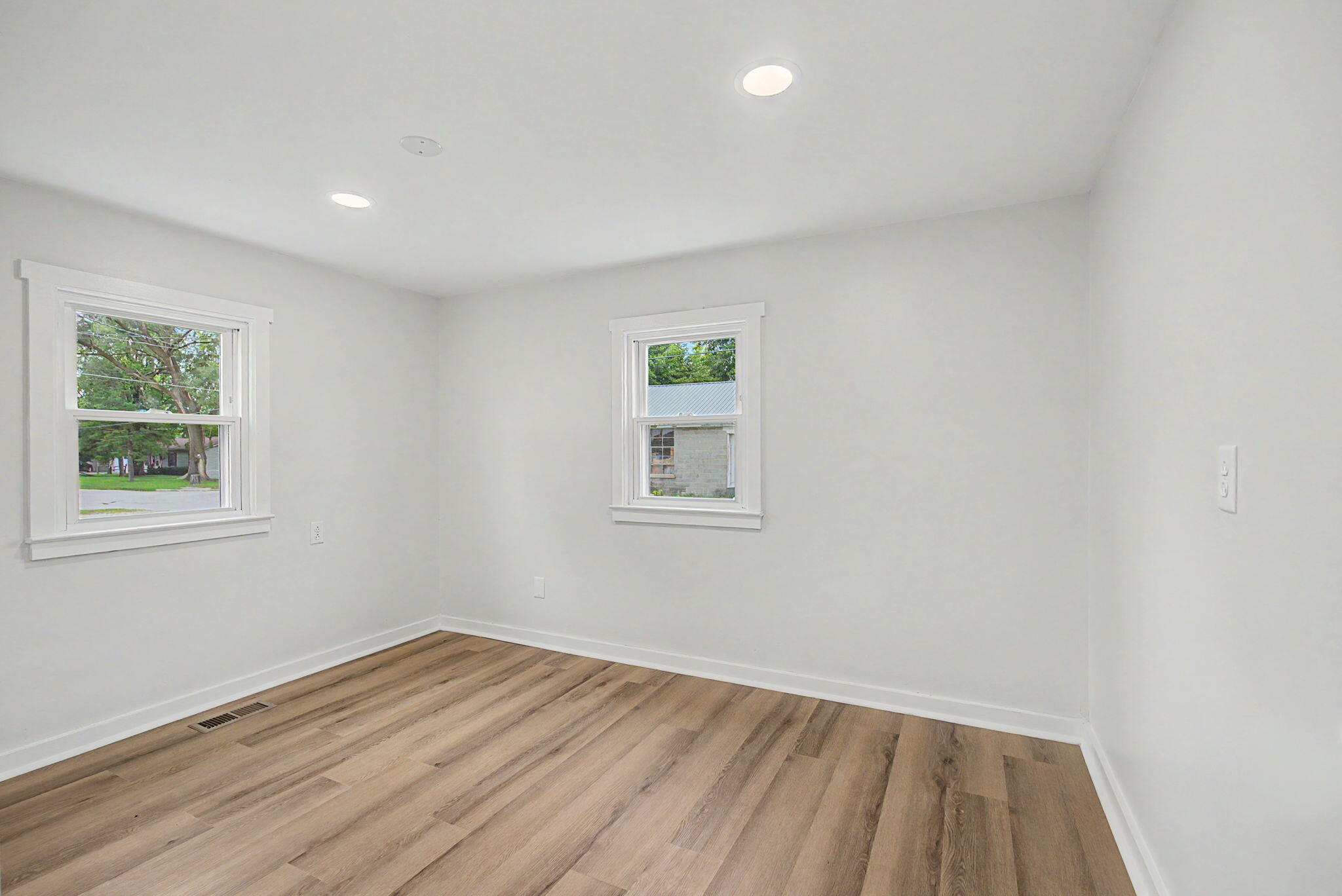603 High, Bradford, Ohio 45308