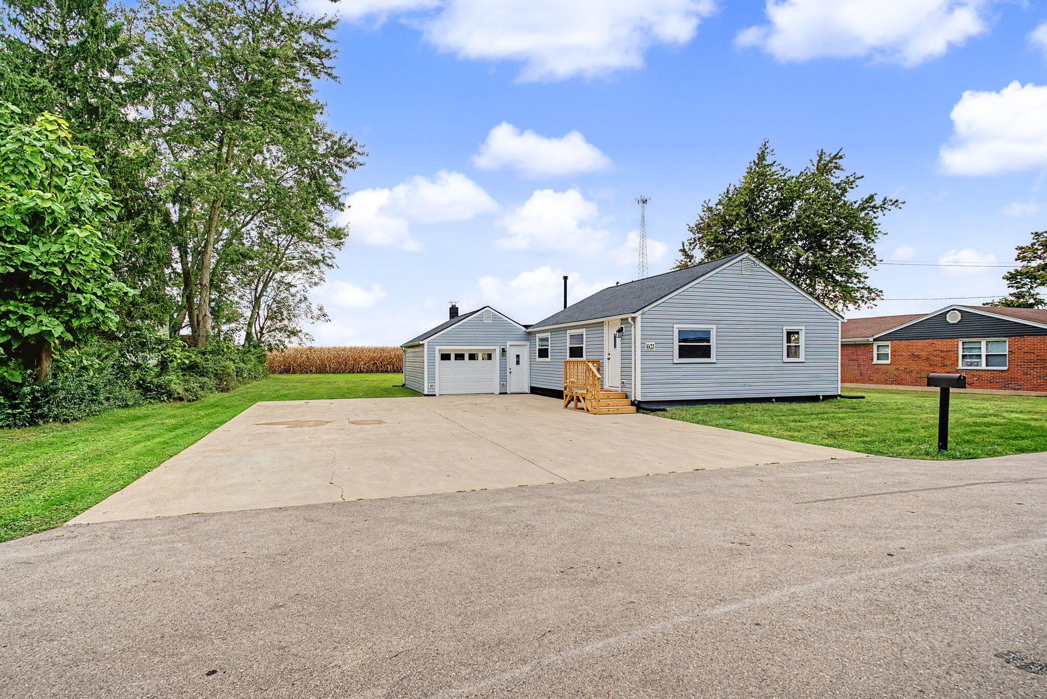 603 High, Bradford, Ohio 45308