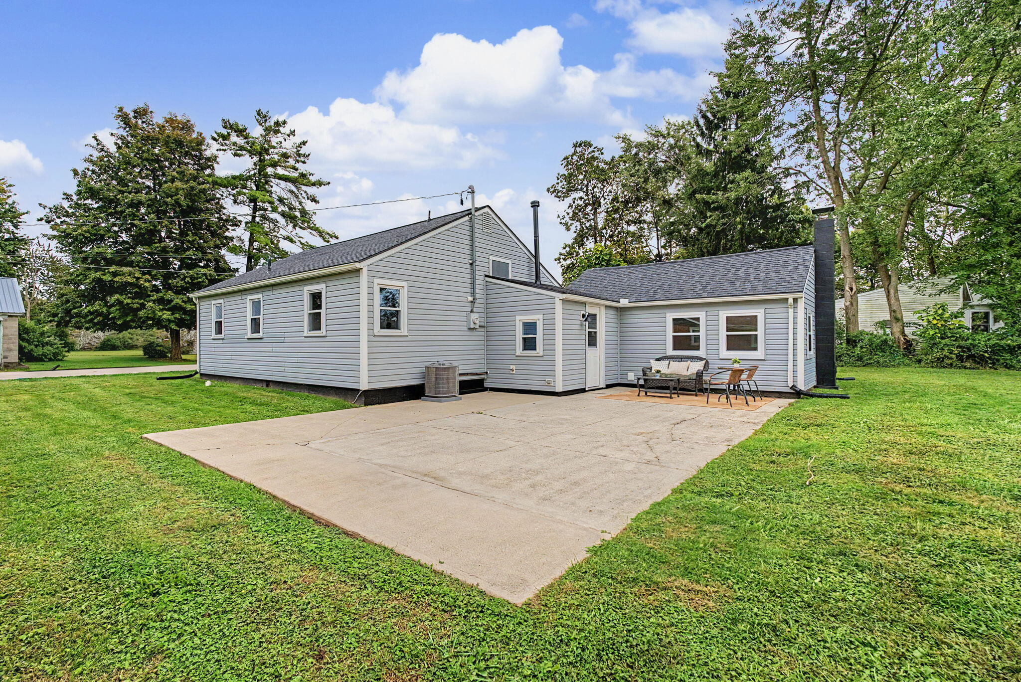 603 High, Bradford, Ohio 45308