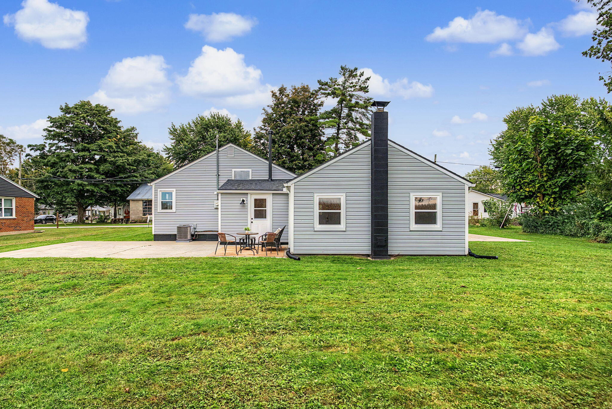 603 High, Bradford, Ohio 45308