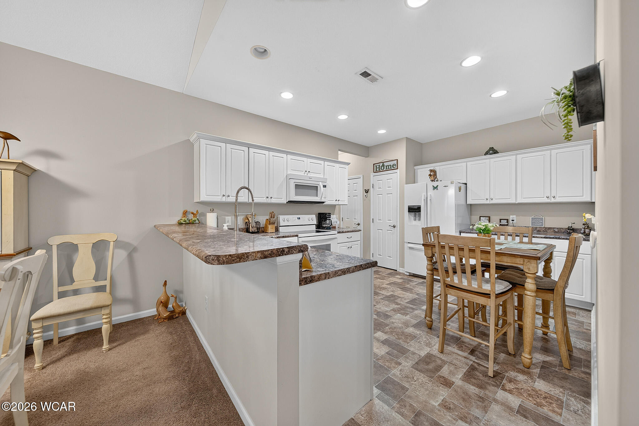 7712 Watermark Drive, Findlay, Ohio