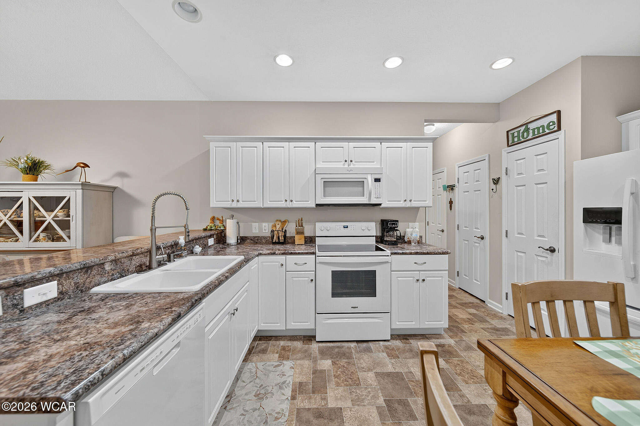 7712 Watermark Drive, Findlay, Ohio