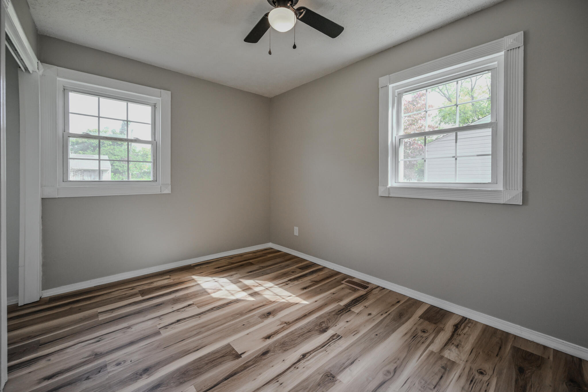 1055 Heard, Springfield, Ohio 45506