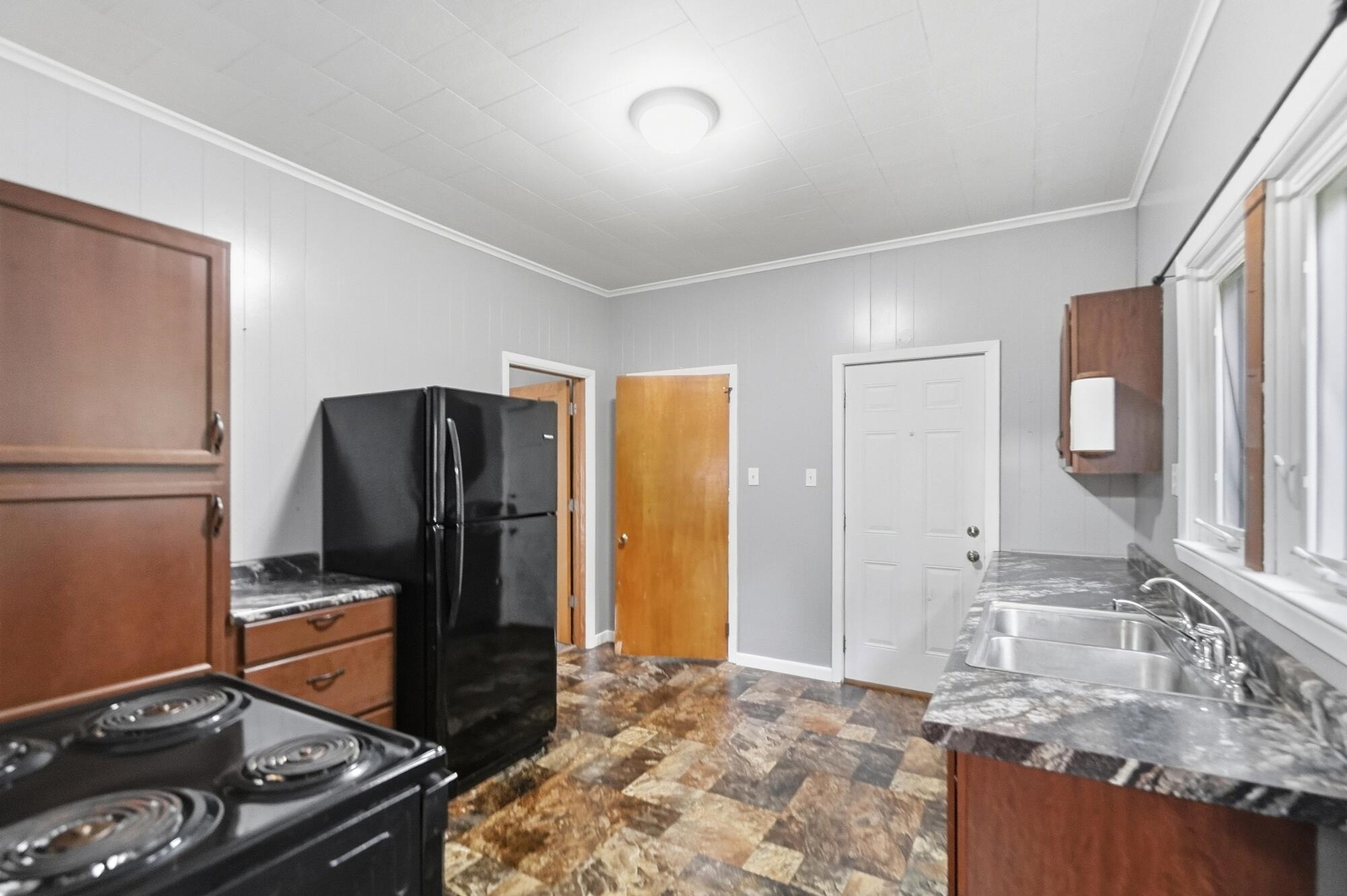 111 Maple, Belle Center, Ohio 43310