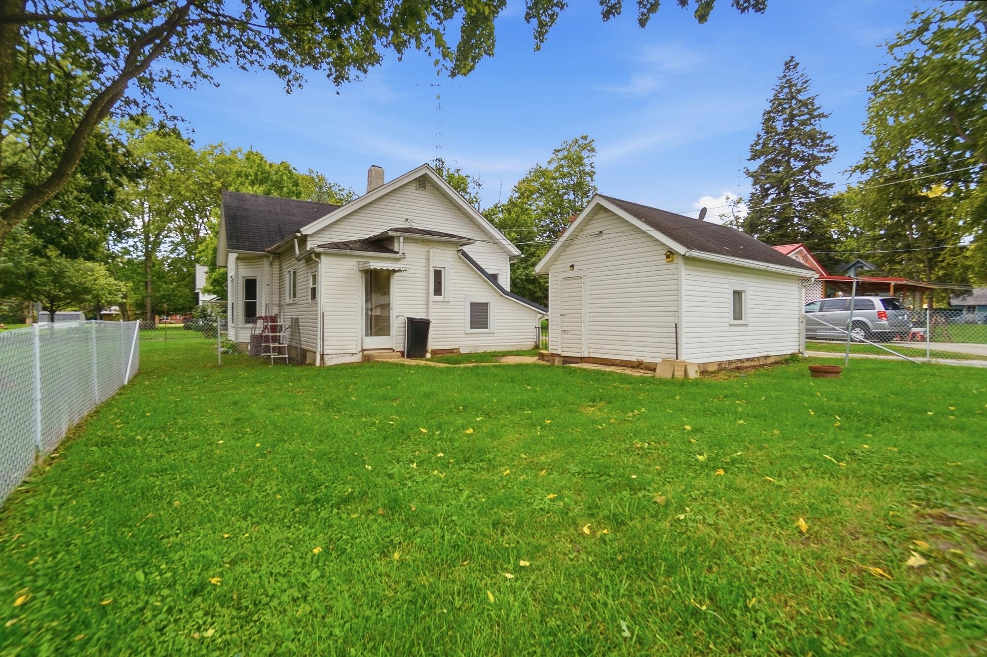 111 Maple, Belle Center, Ohio 43310