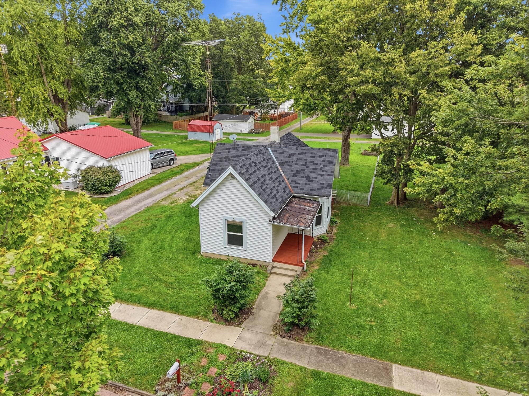 111 Maple, Belle Center, Ohio 43310